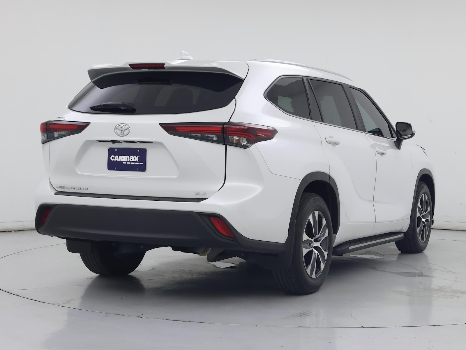 2024 Toyota Highlander XLE - Photo 9