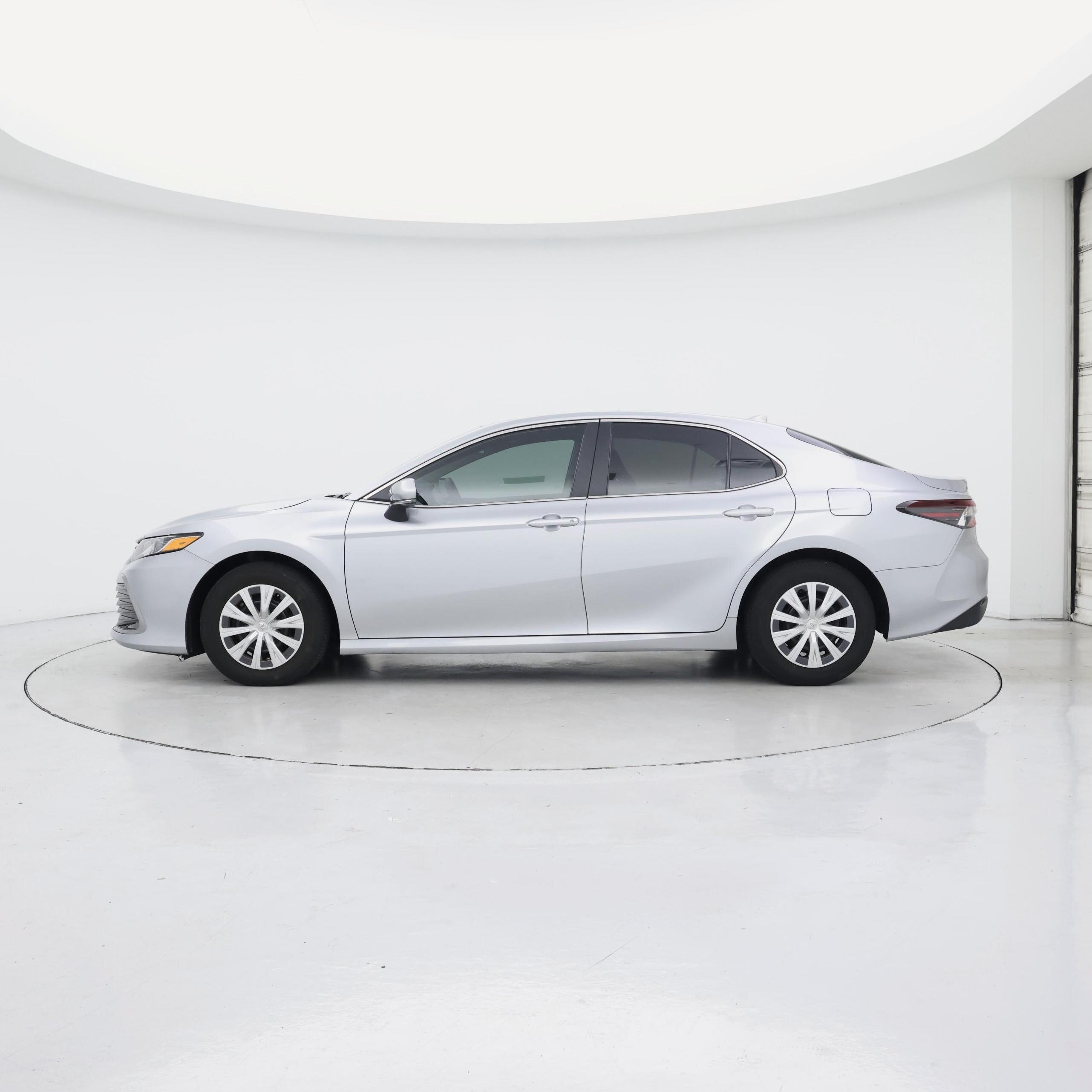 Thumbnail: 2024 Toyota Camry - 3