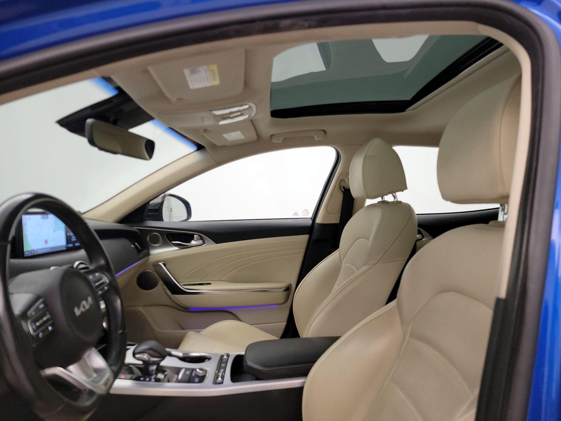 Thumbnail: 2023 Kia Stinger - 18