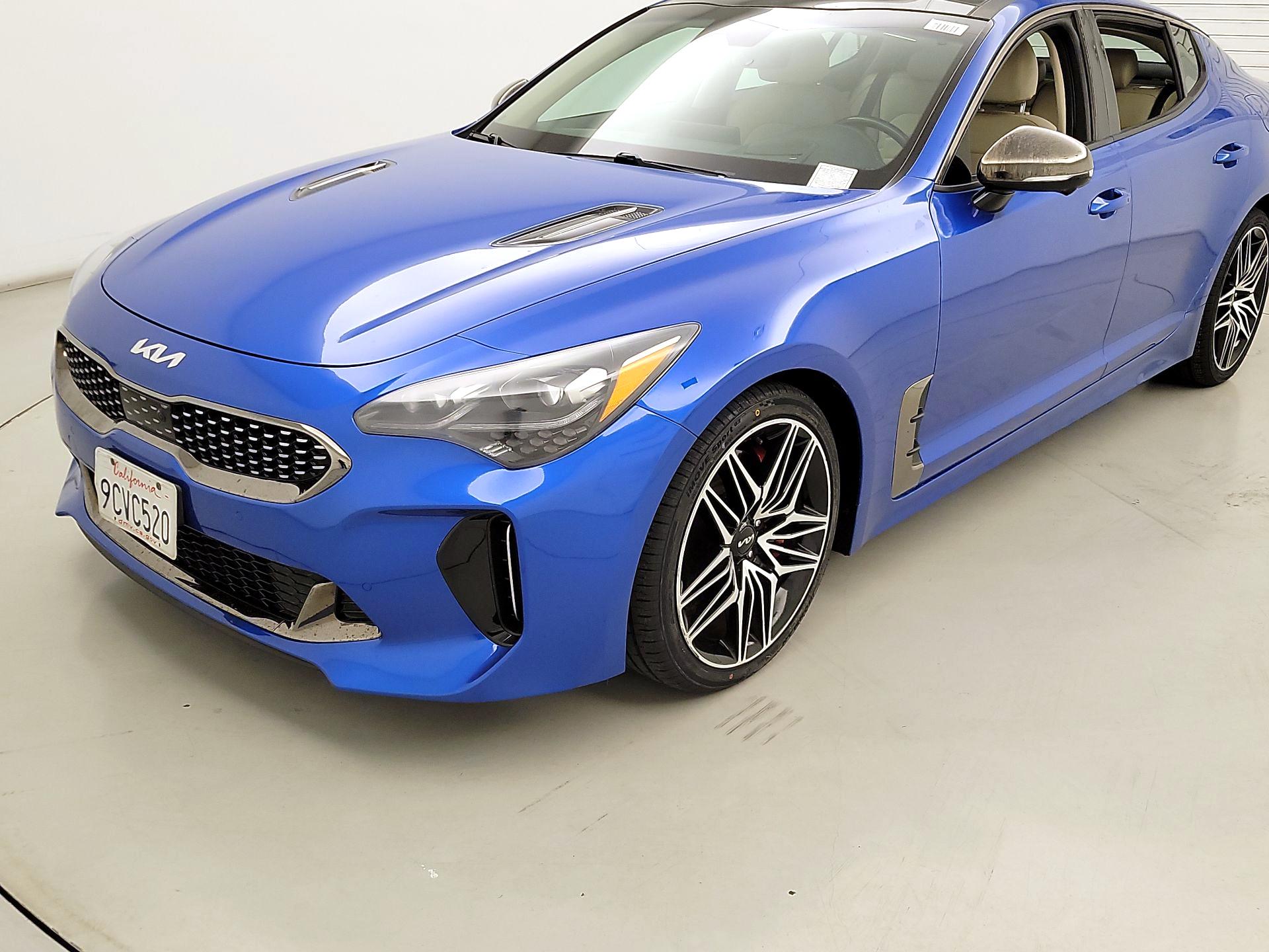Thumbnail: 2023 Kia Stinger - 3