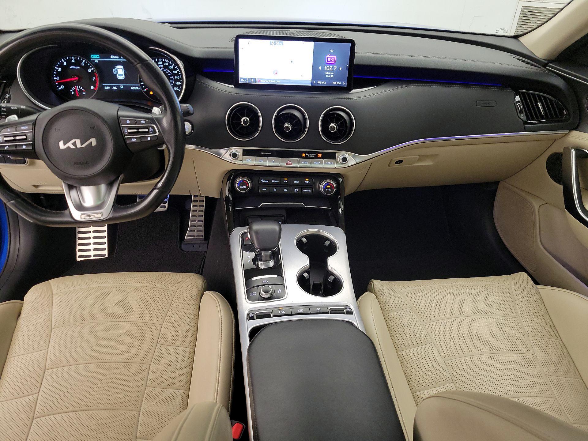 Thumbnail: 2023 Kia Stinger - 8