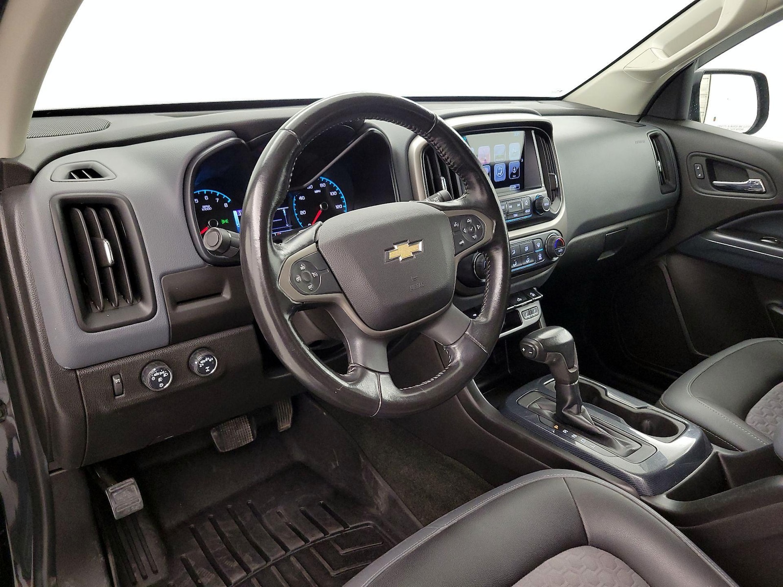 2017 Chevrolet Colorado Z71 - Photo 10