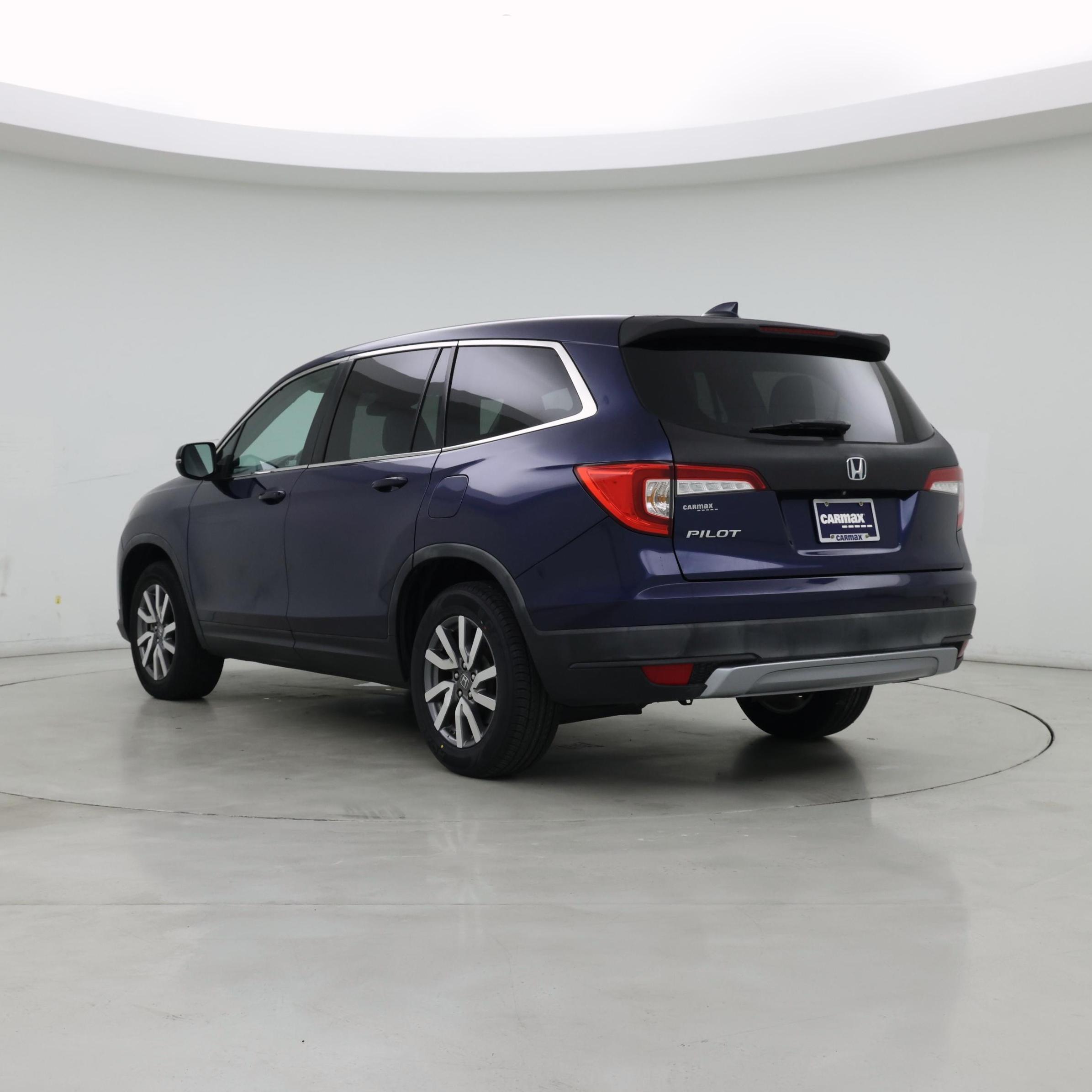 Thumbnail: 2019 Honda Pilot - 2