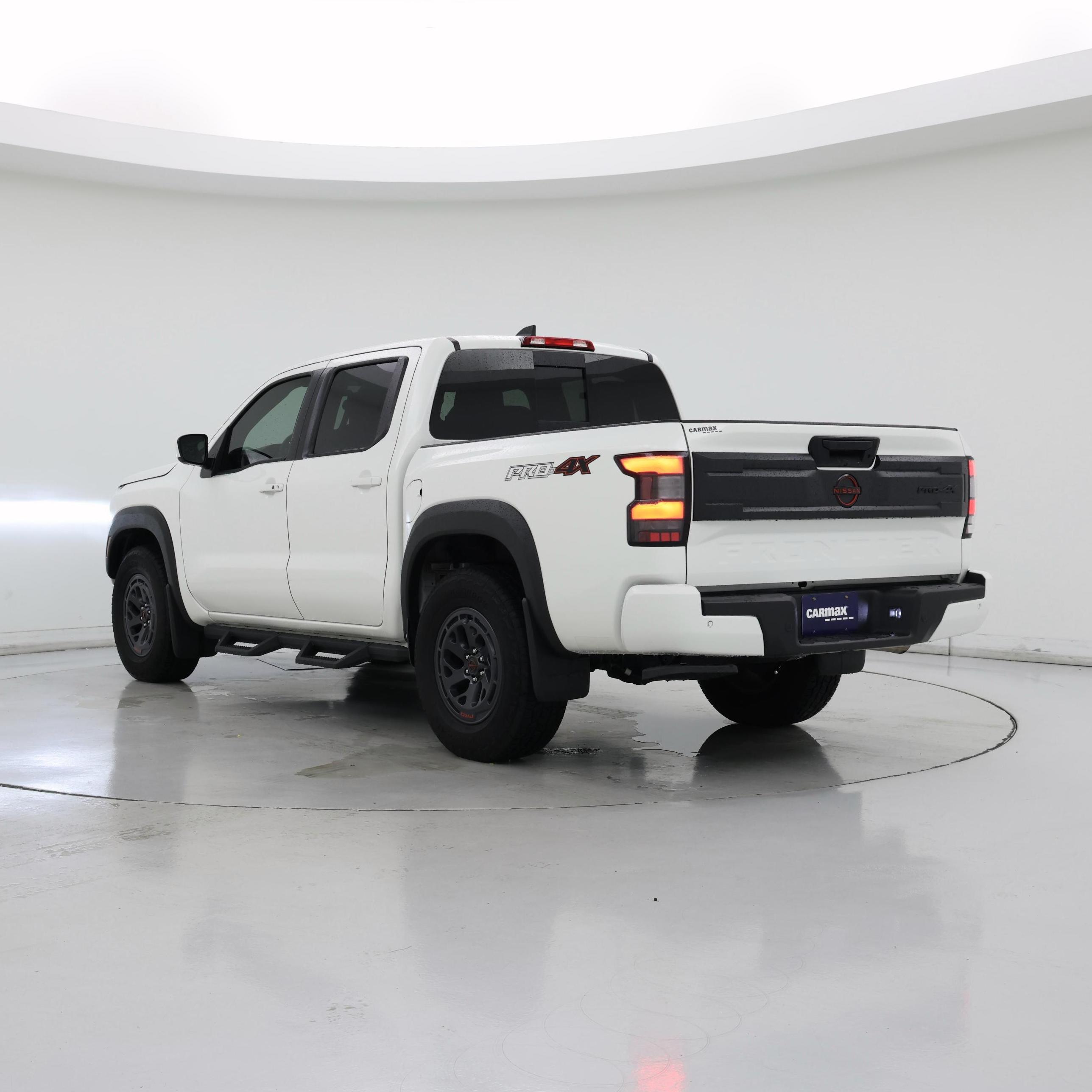 Thumbnail: 2025 Nissan Frontier - 2