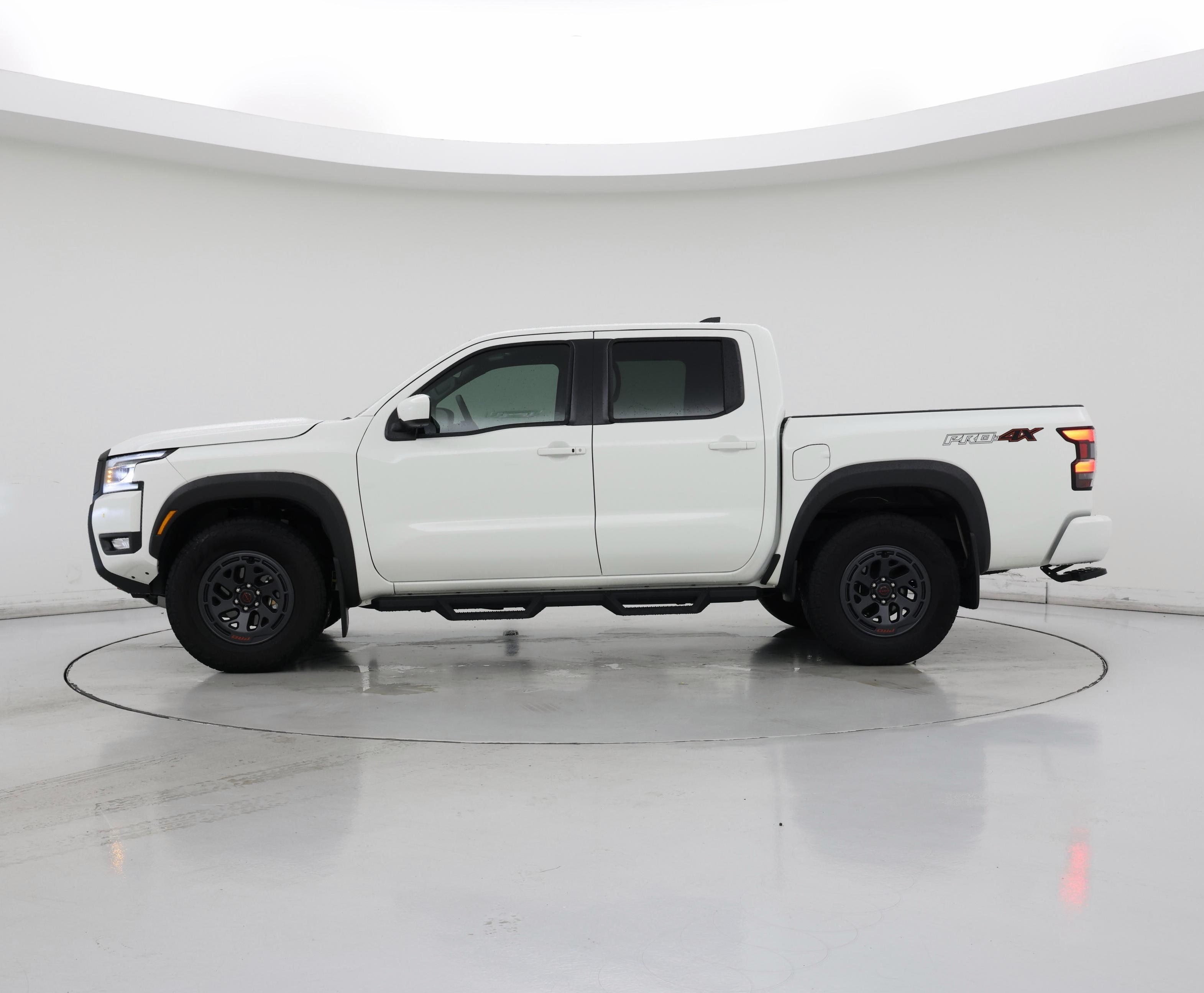 Thumbnail: 2025 Nissan Frontier - 3