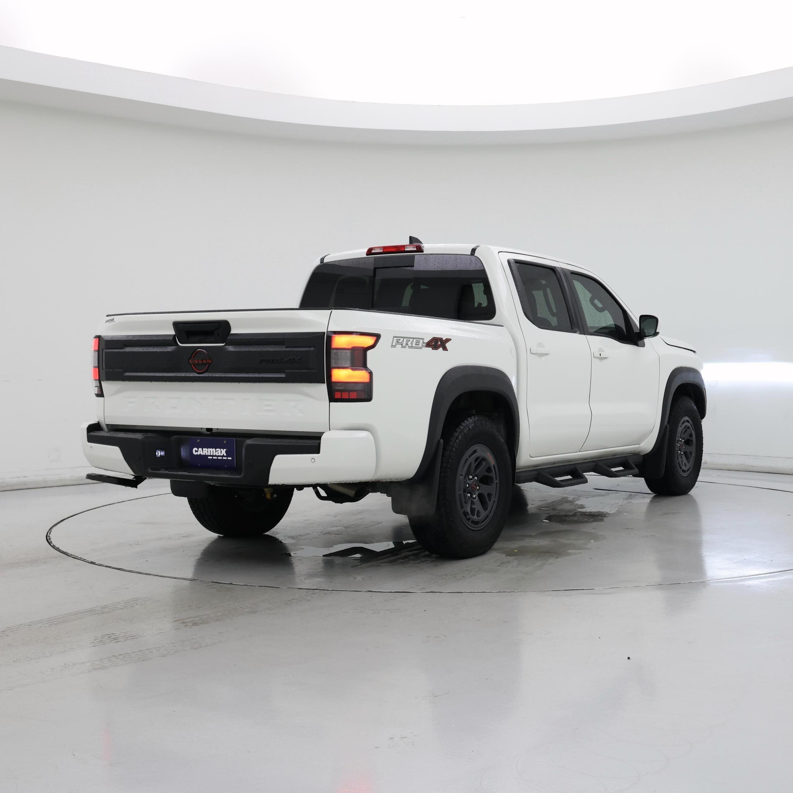 Thumbnail: 2025 Nissan Frontier - 8