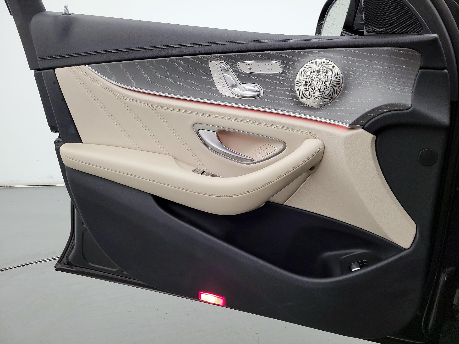 Thumbnail: 2022 Mercedes-Benz E-Class - 12