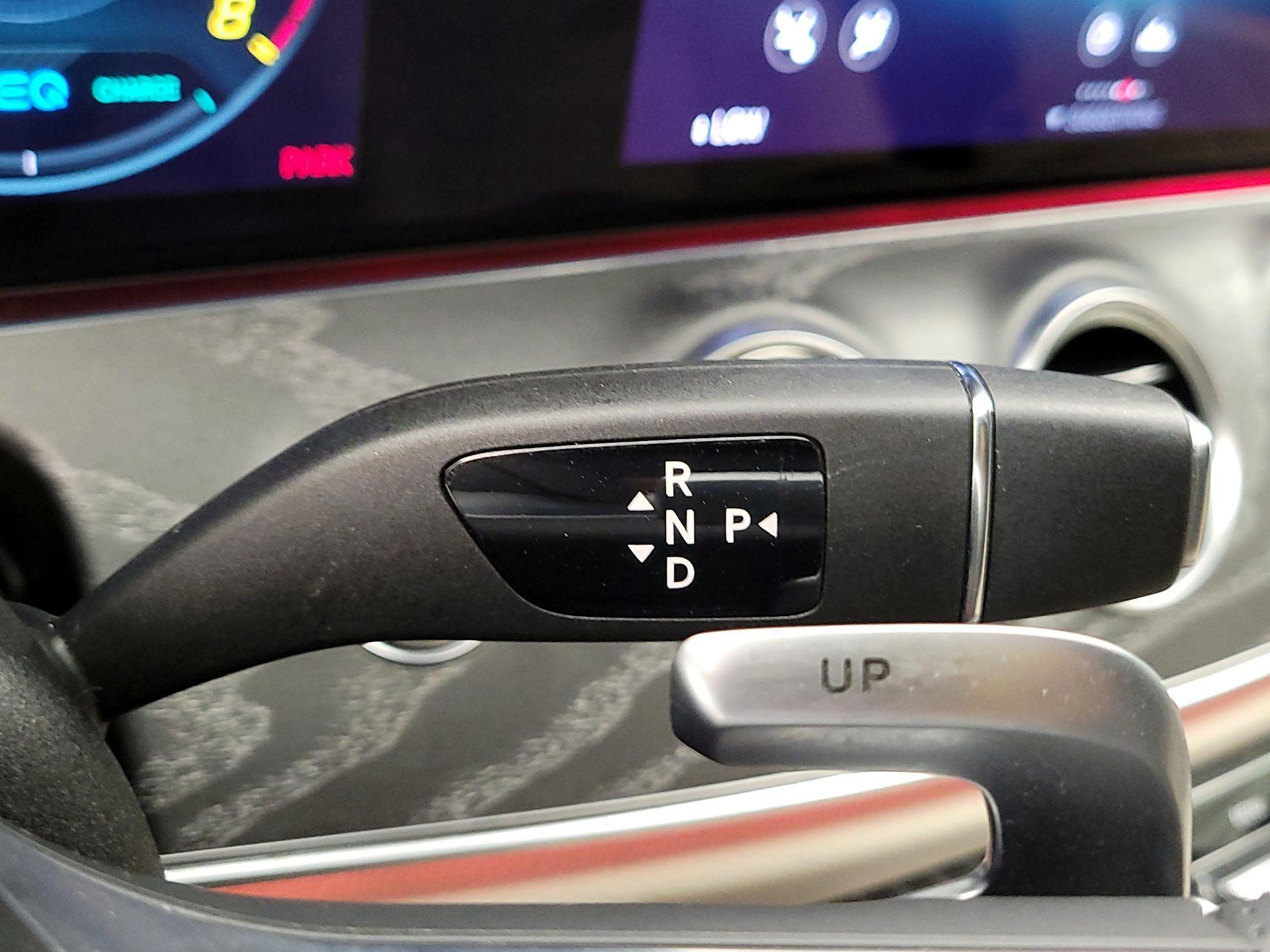 Thumbnail: 2022 Mercedes-Benz E-Class - 18