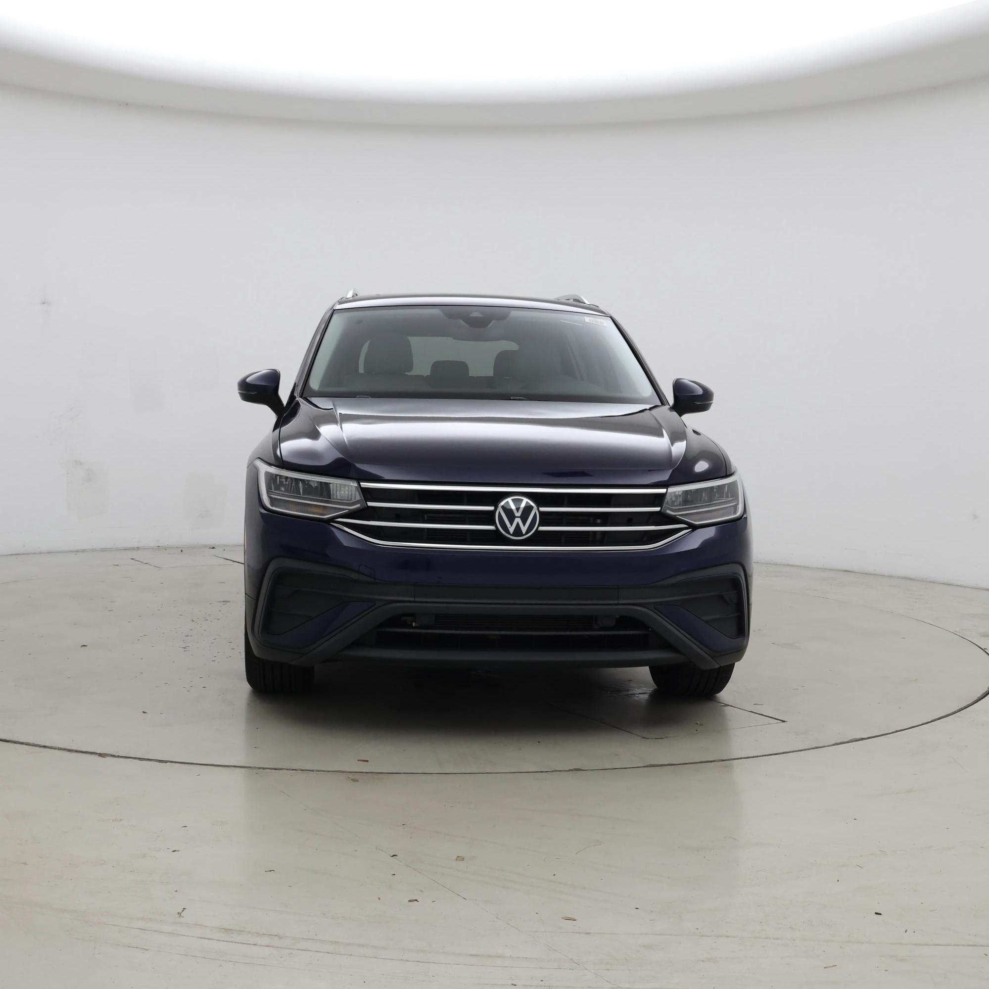 Thumbnail: 2023 Volkswagen Tiguan - 5