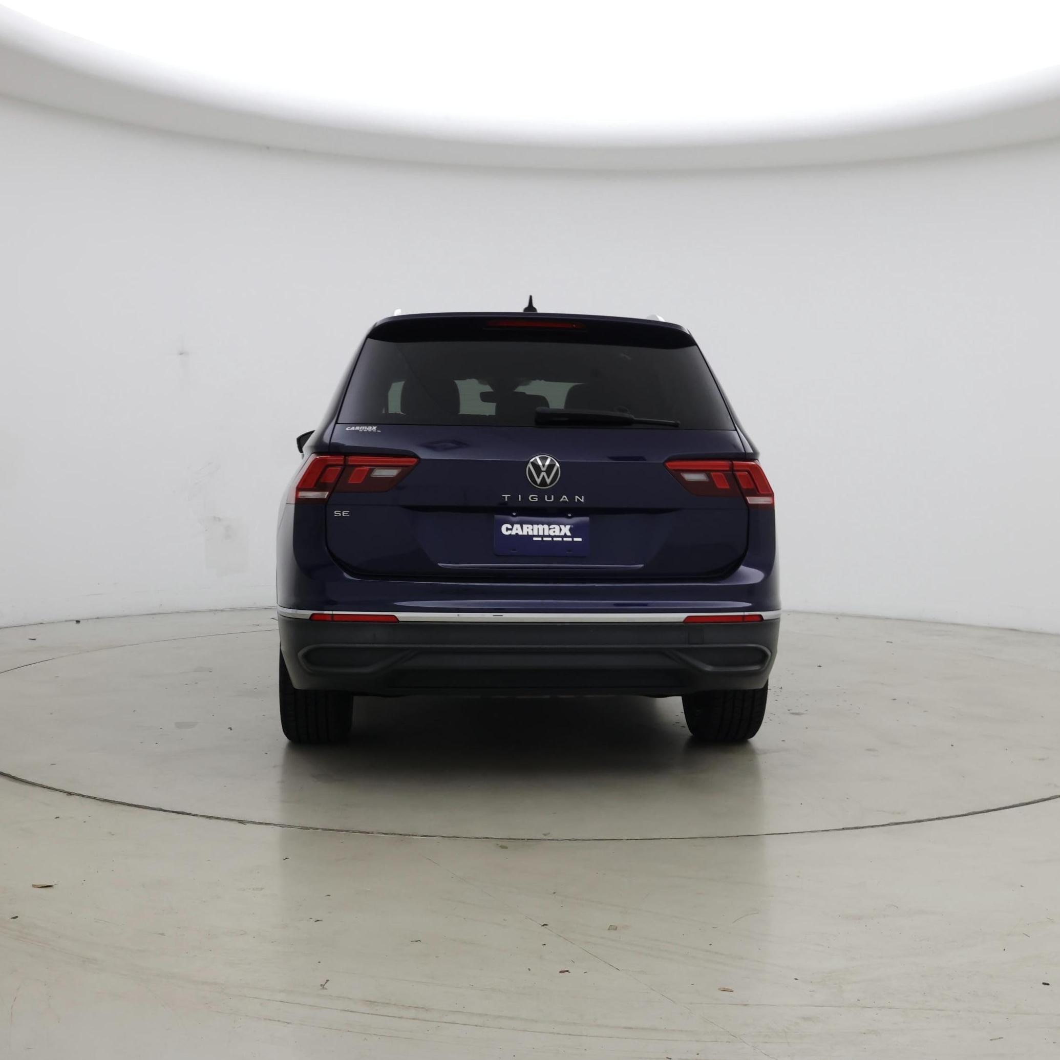 Thumbnail: 2023 Volkswagen Tiguan - 6