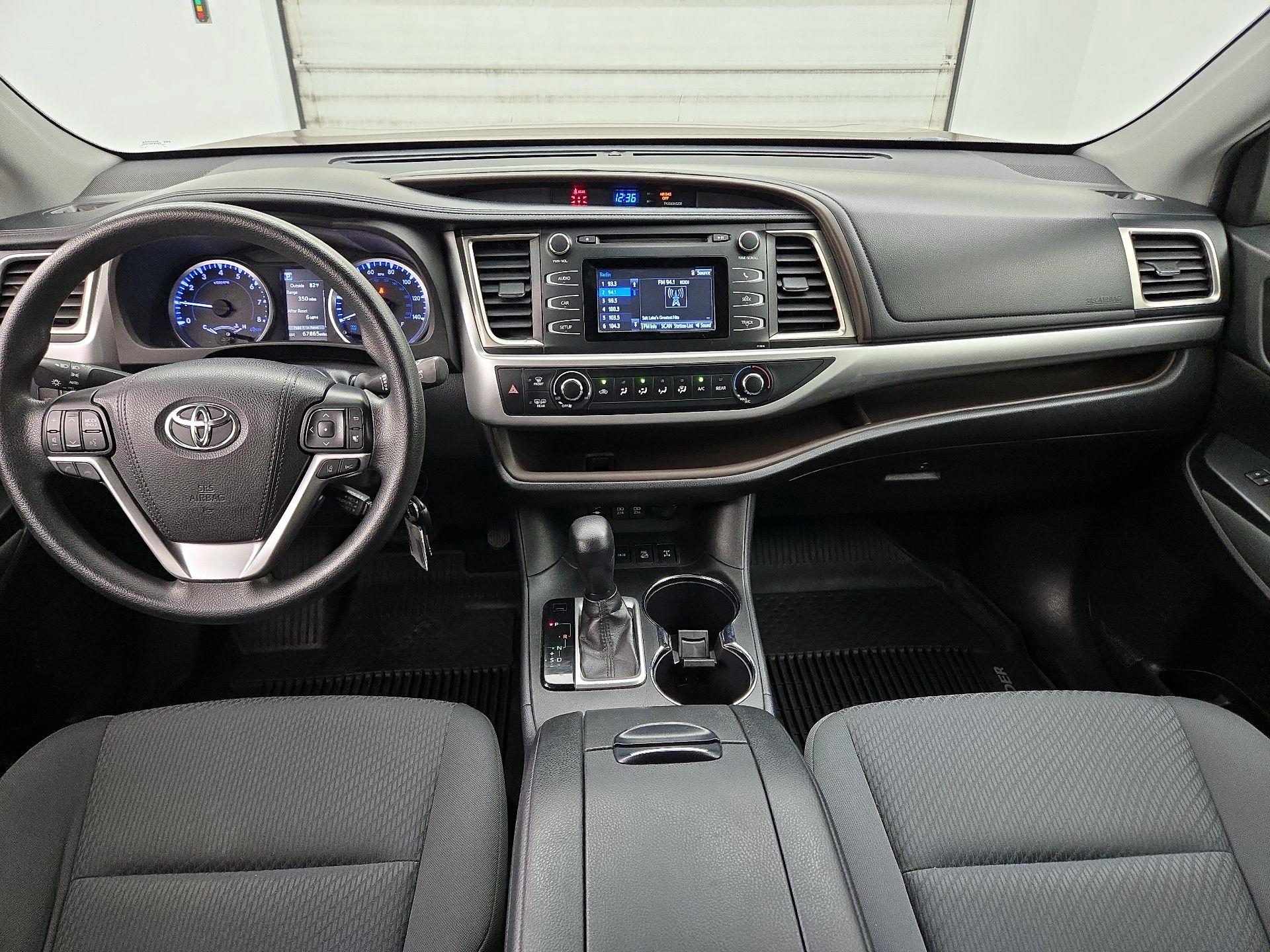Thumbnail: 2019 Toyota Highlander - 9