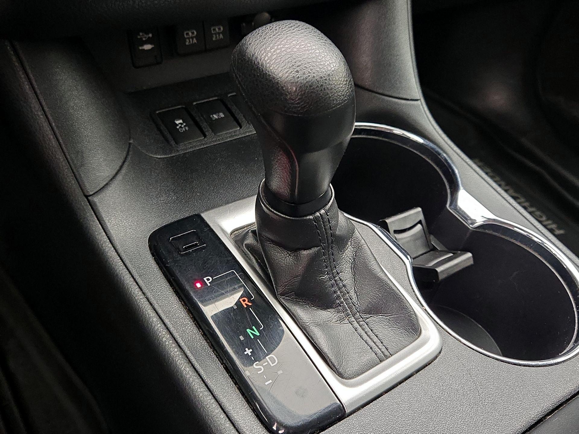 Thumbnail: 2019 Toyota Highlander - 17