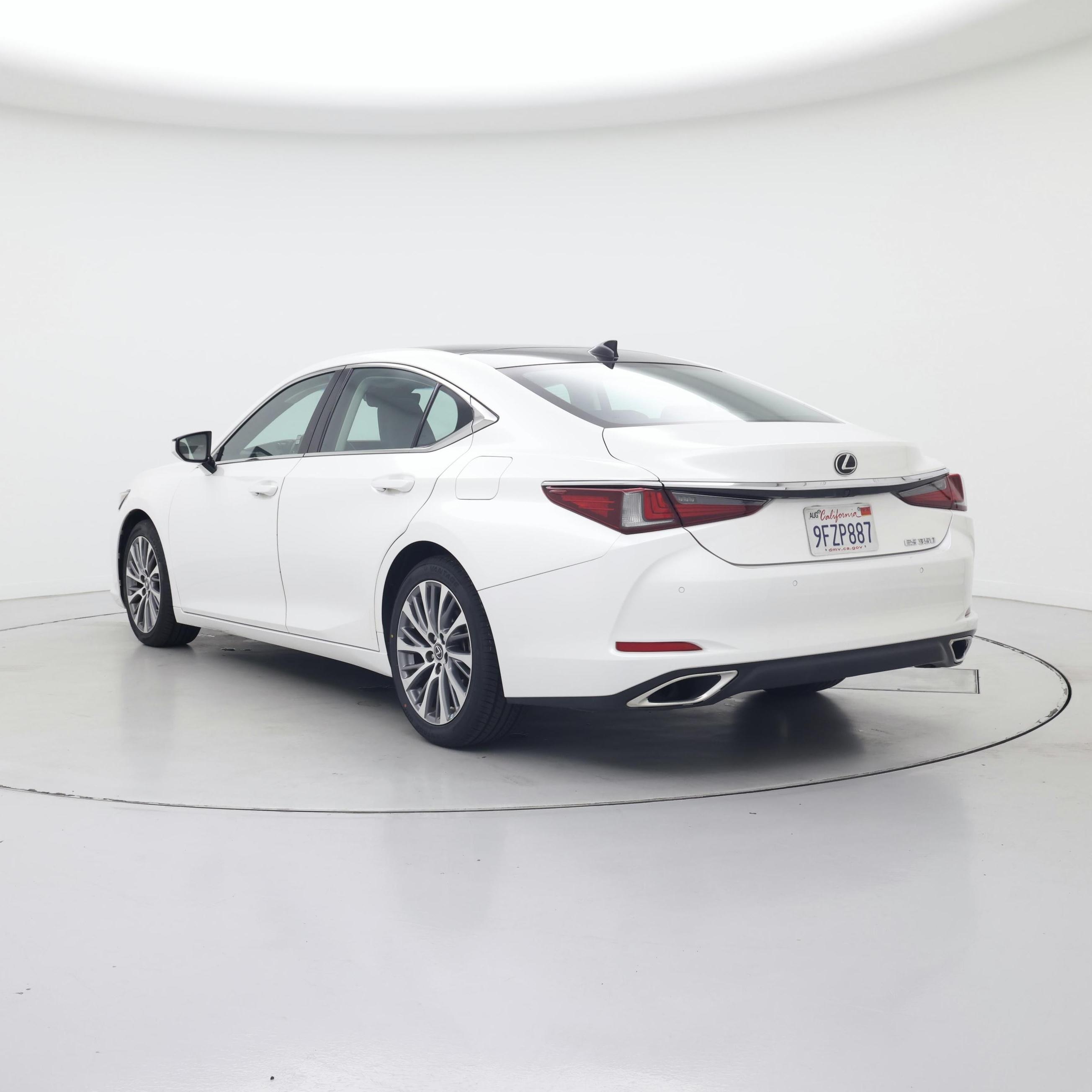 Thumbnail: 2020 Lexus ES - 2