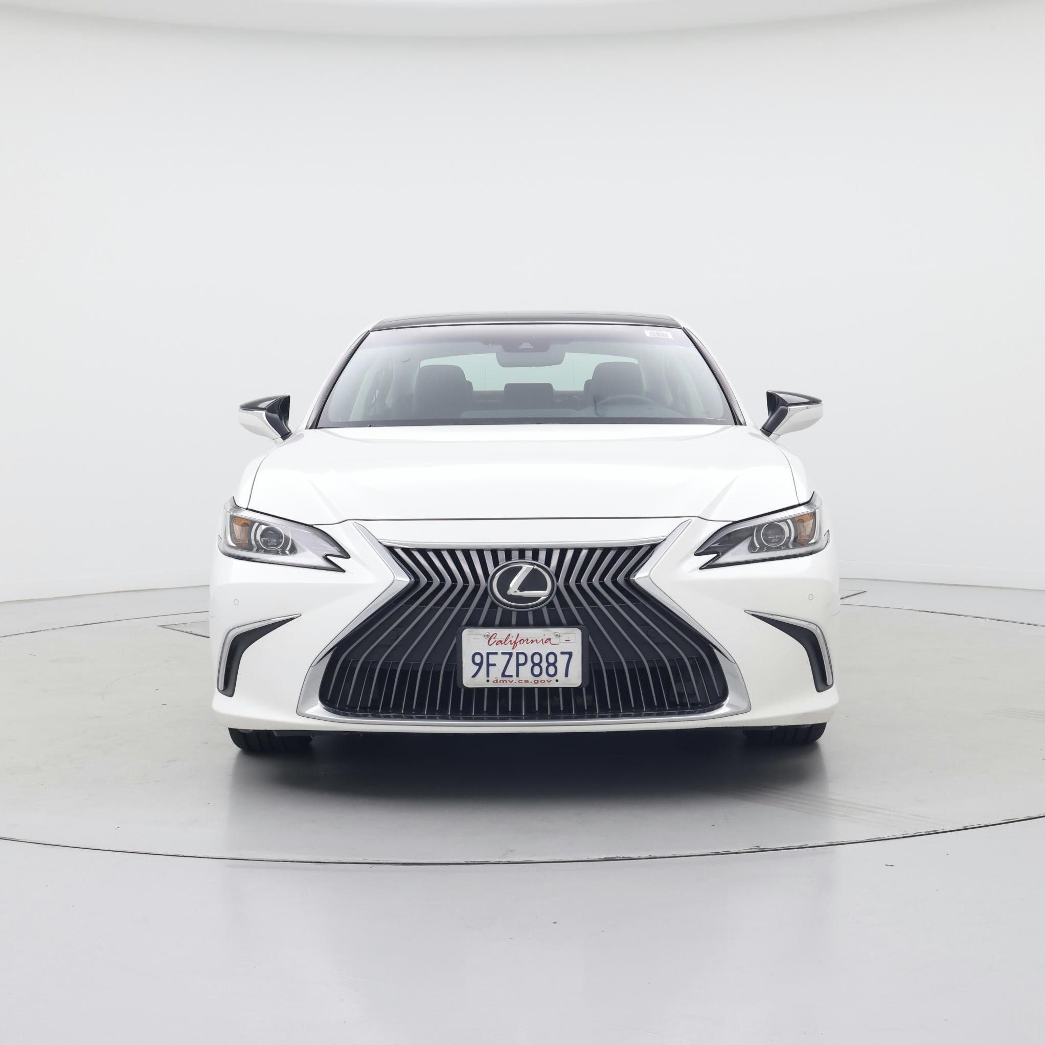 Thumbnail: 2020 Lexus ES - 5