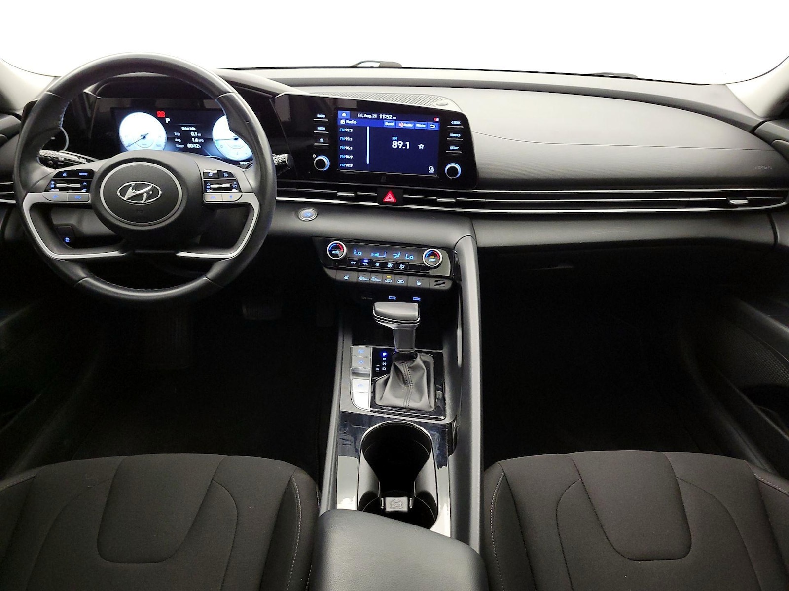 2021 Hyundai Elantra SEL - Photo 10