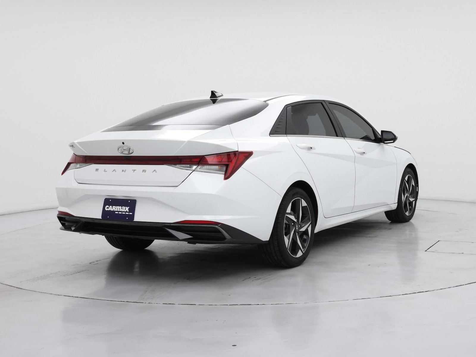 2021 Hyundai Elantra SEL - Photo 9