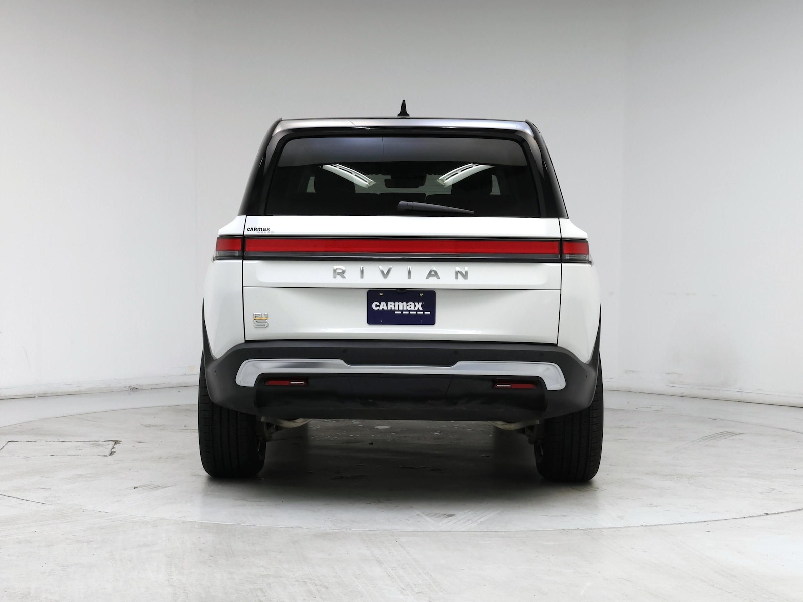 2023 Rivian R1S Adventure - Photo 7