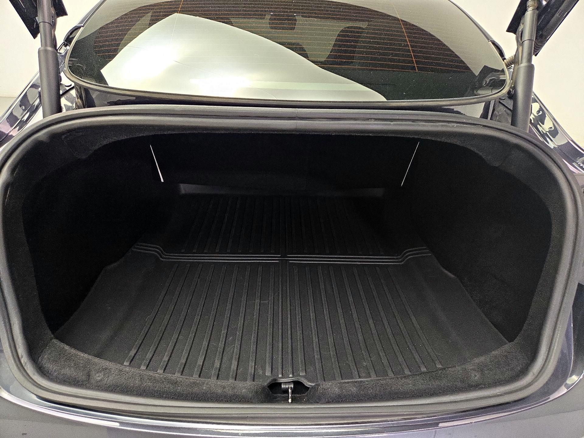 Thumbnail: 2024 Tesla Model 3 - 20