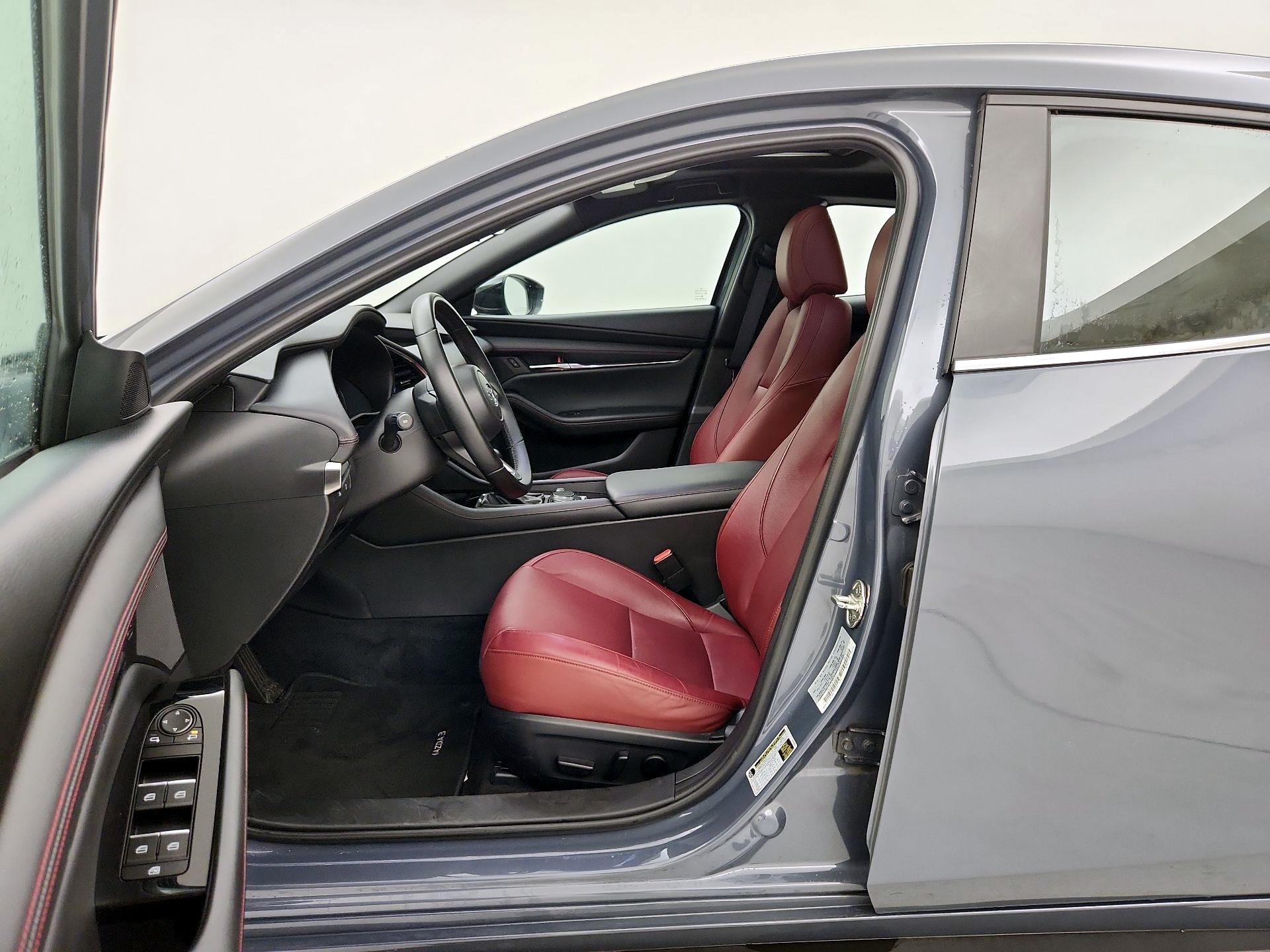 Thumbnail: 2024 Mazda Mazda3 - 11