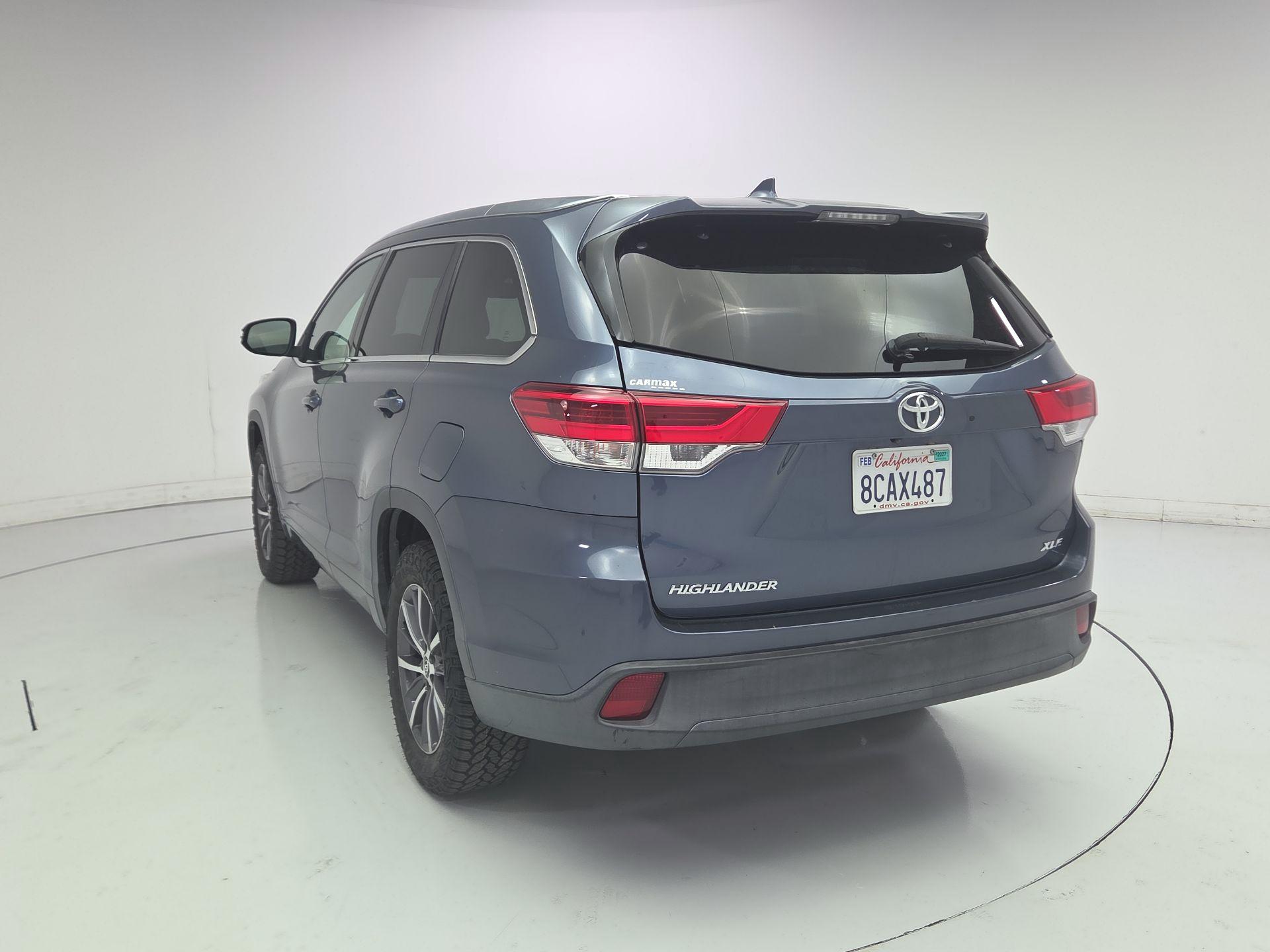 Thumbnail: 2018 Toyota Highlander - 7
