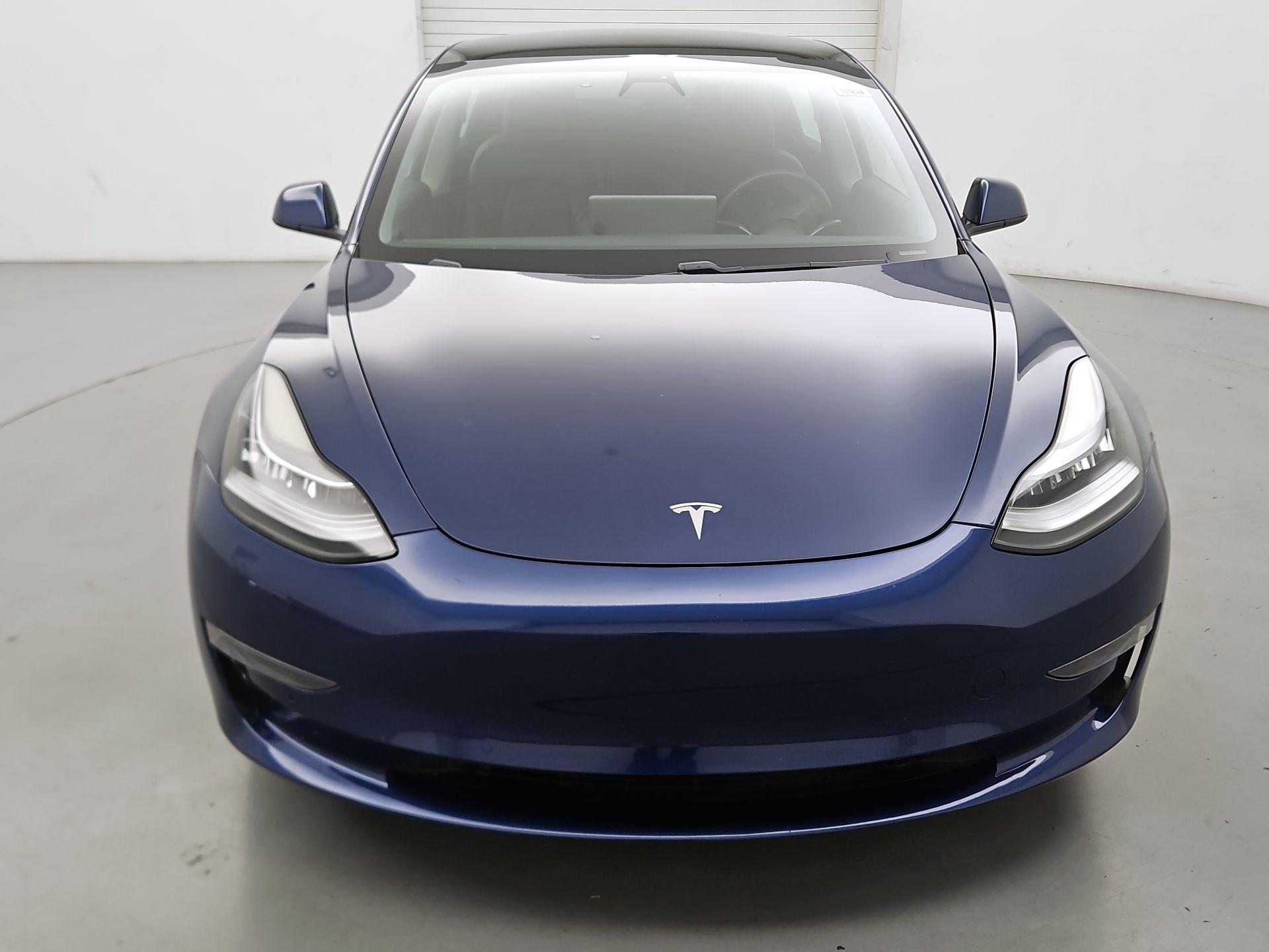 Thumbnail: 2021 Tesla Model 3 - 2
