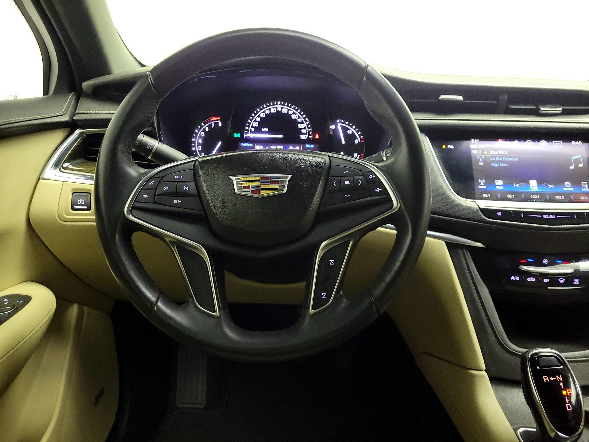 Thumbnail: 2018 Cadillac XT5 - 10