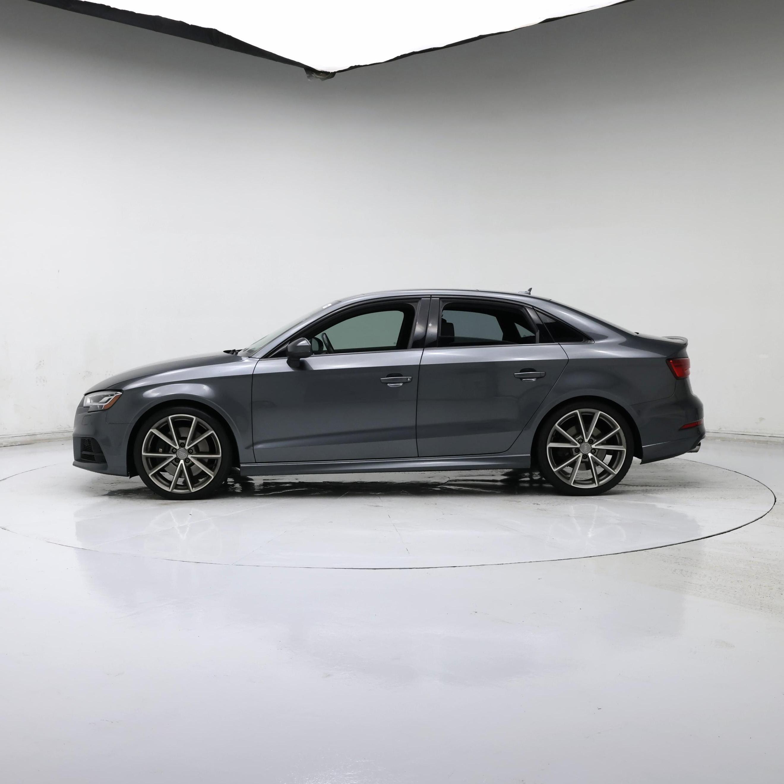 Thumbnail: 2017 Audi S3 - 3
