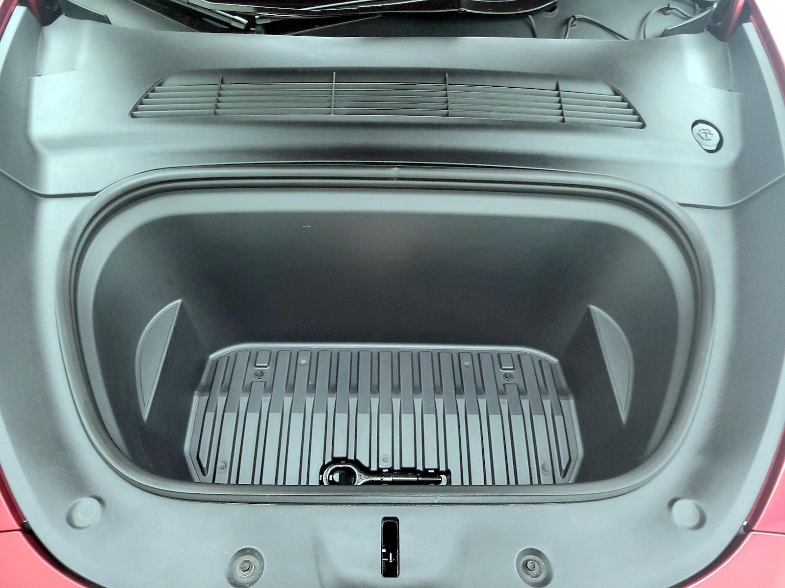 2024 Tesla Model Y Long Range - Photo 22