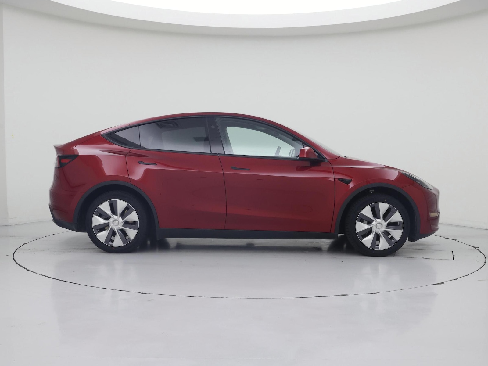 2024 Tesla Model Y Long Range - Photo 8