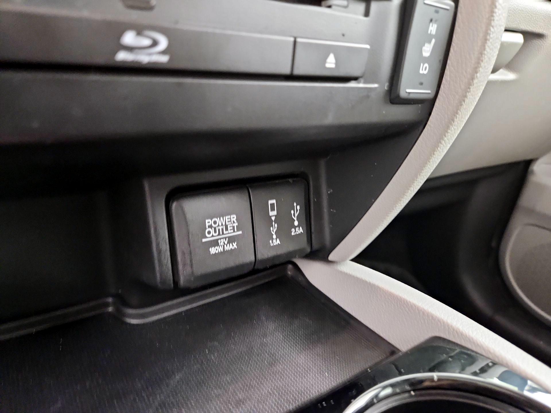 Thumbnail: 2018 Honda Pilot - 19