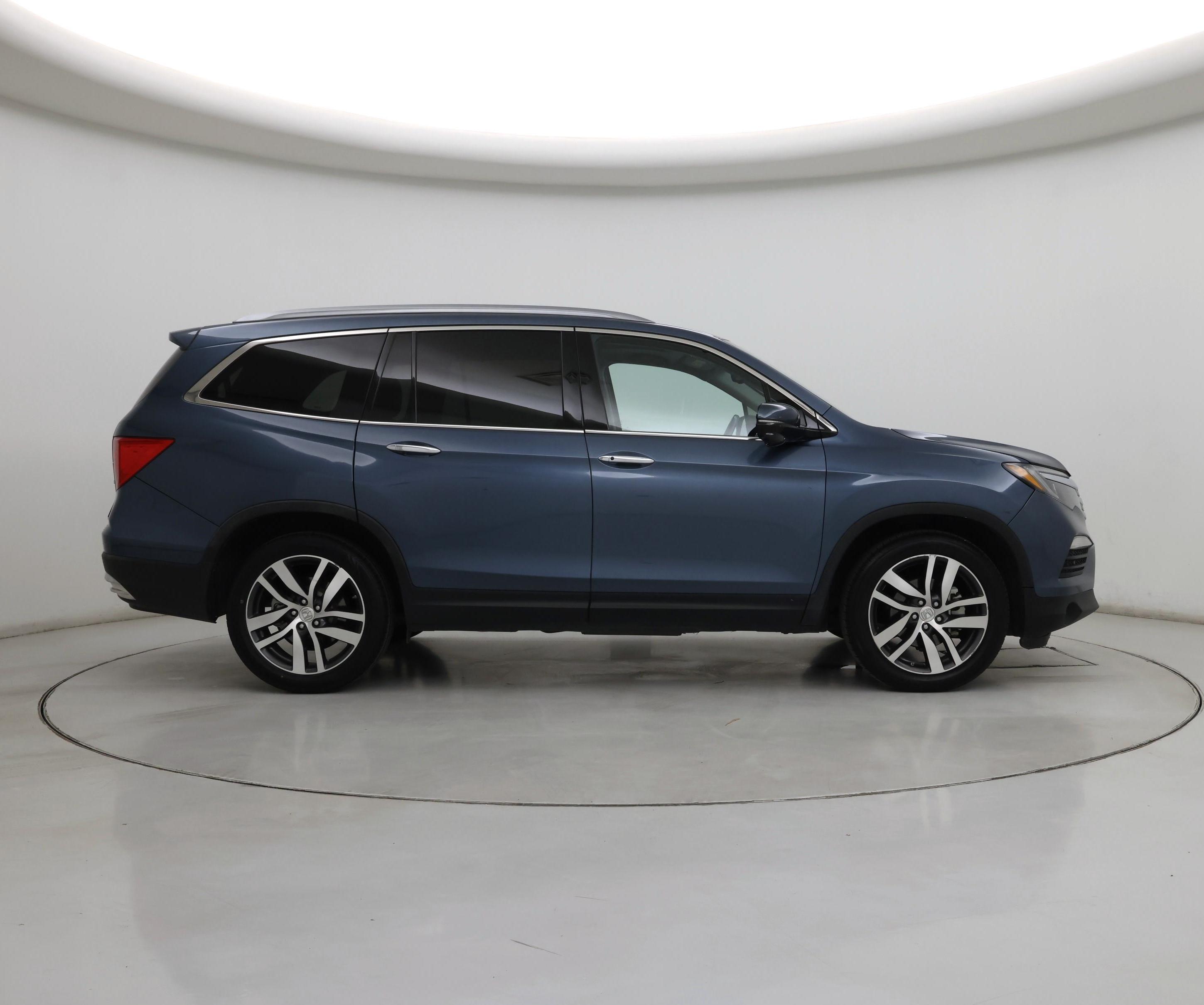 Thumbnail: 2018 Honda Pilot - 7