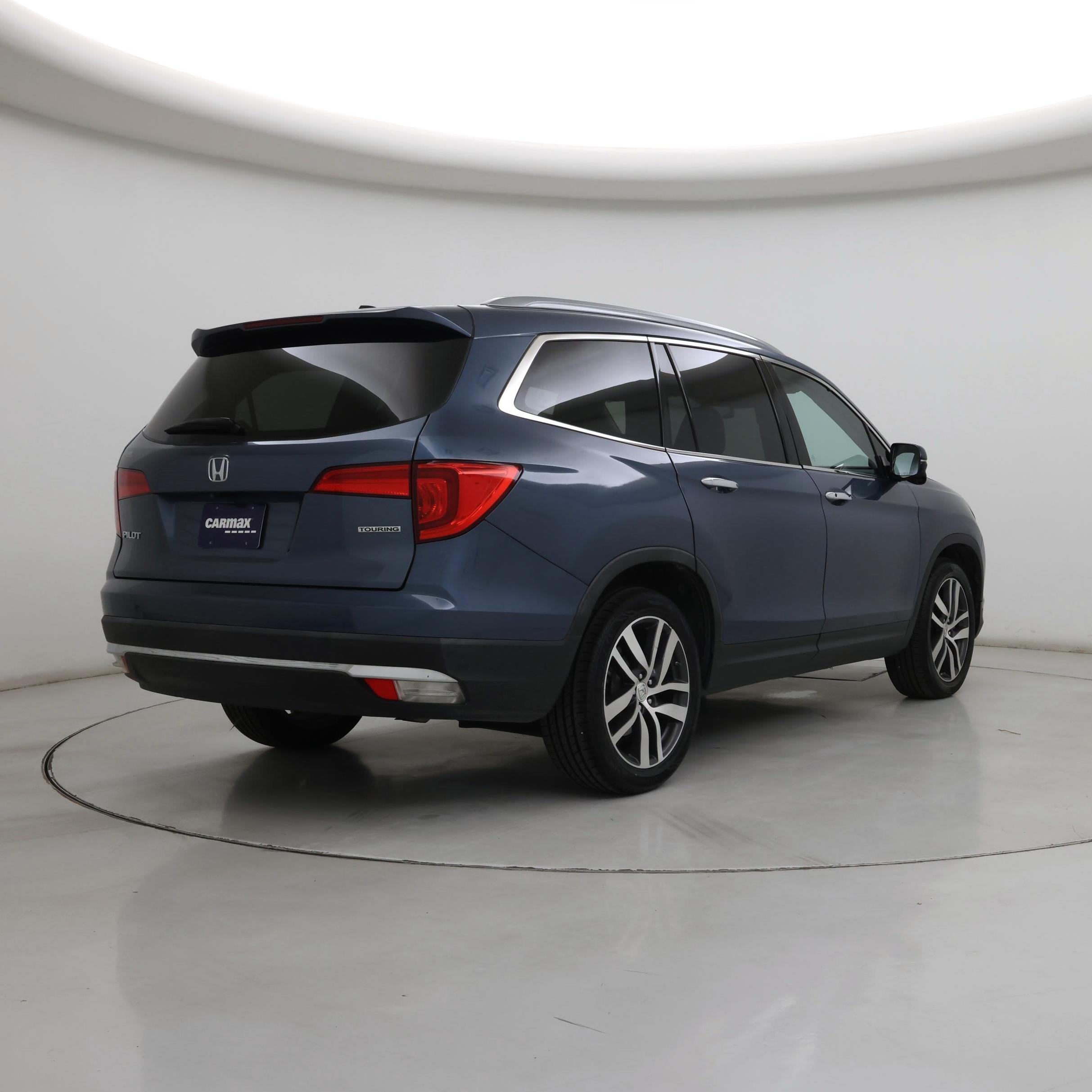 Thumbnail: 2018 Honda Pilot - 8