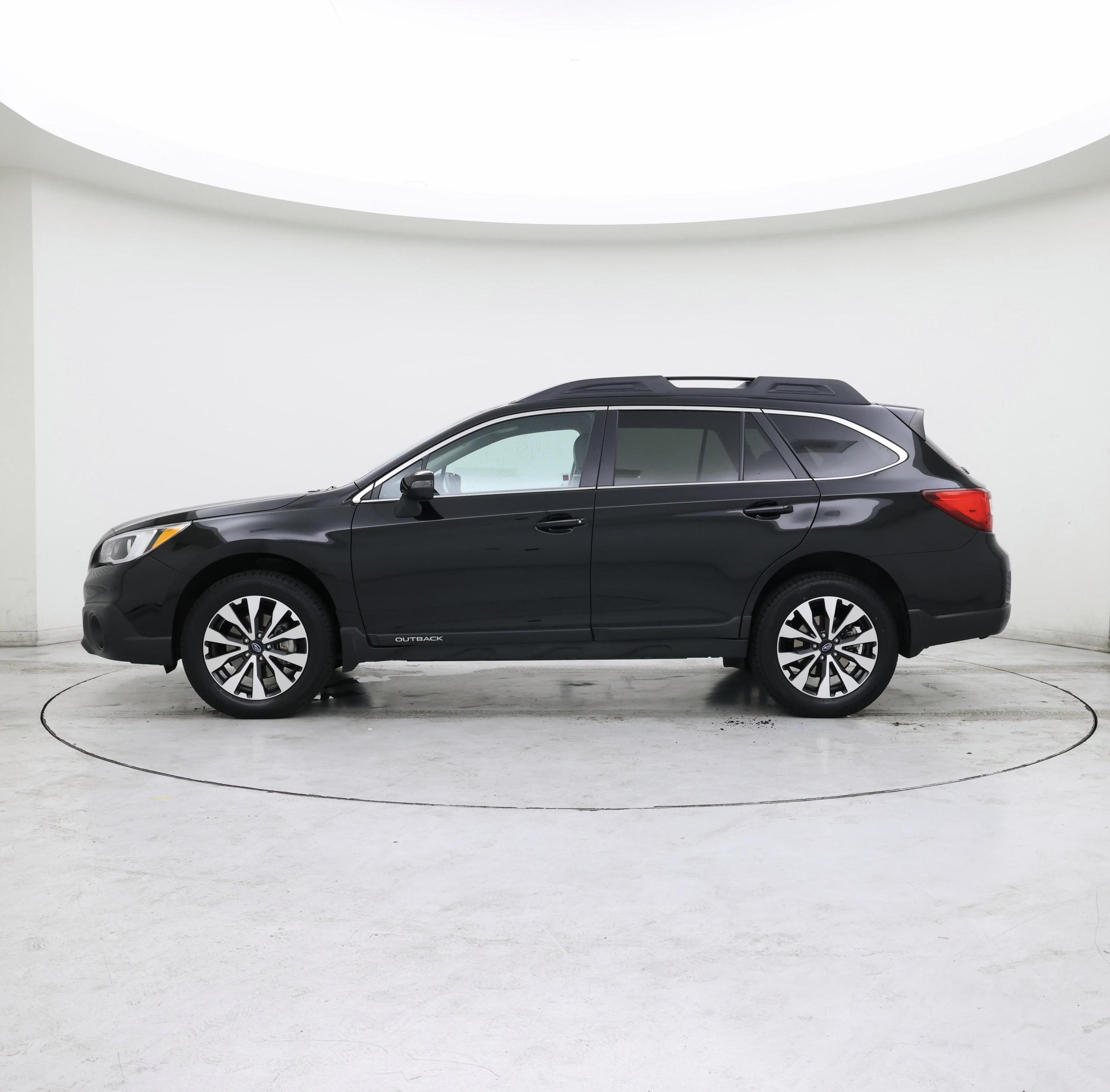 Thumbnail: 2015 Subaru Outback - 3