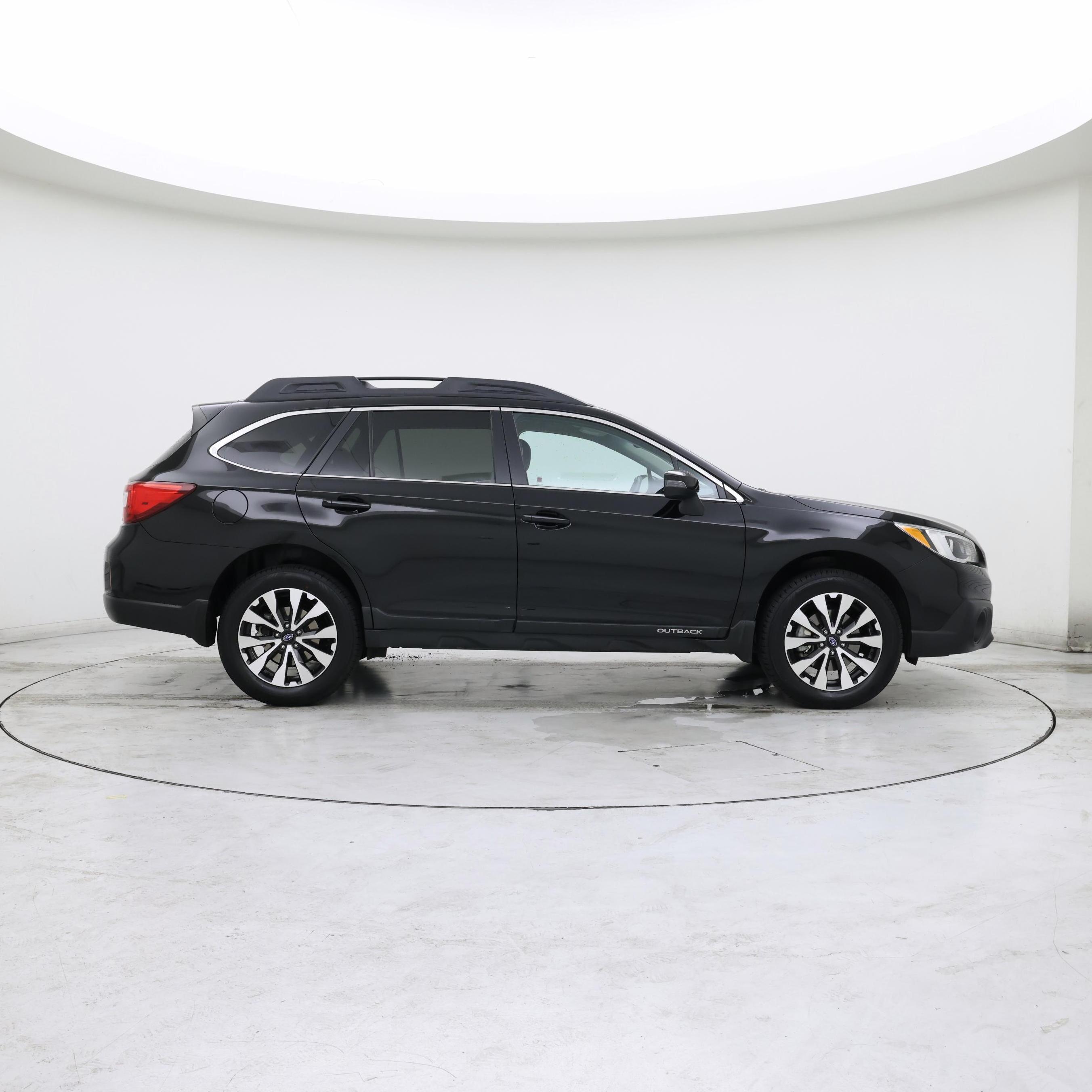 Thumbnail: 2015 Subaru Outback - 7