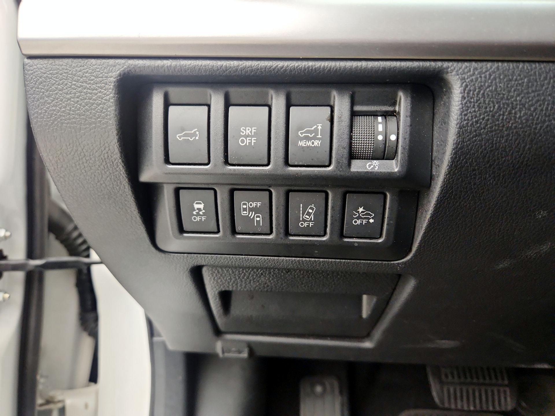 Thumbnail: 2015 Subaru Outback - 13