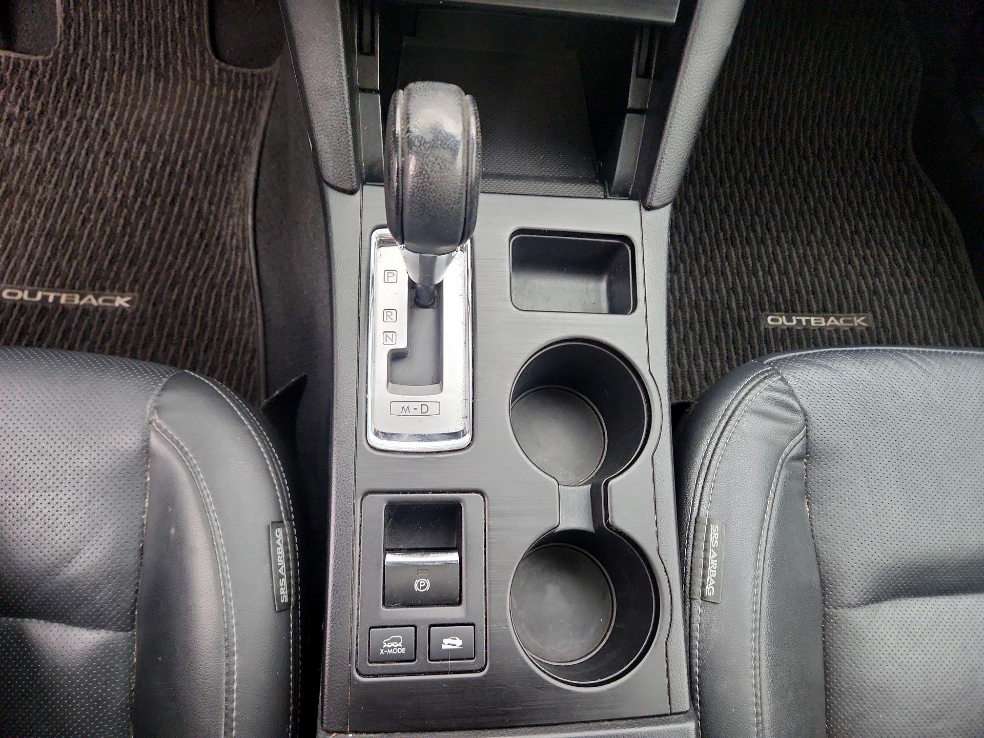 Thumbnail: 2015 Subaru Outback - 18