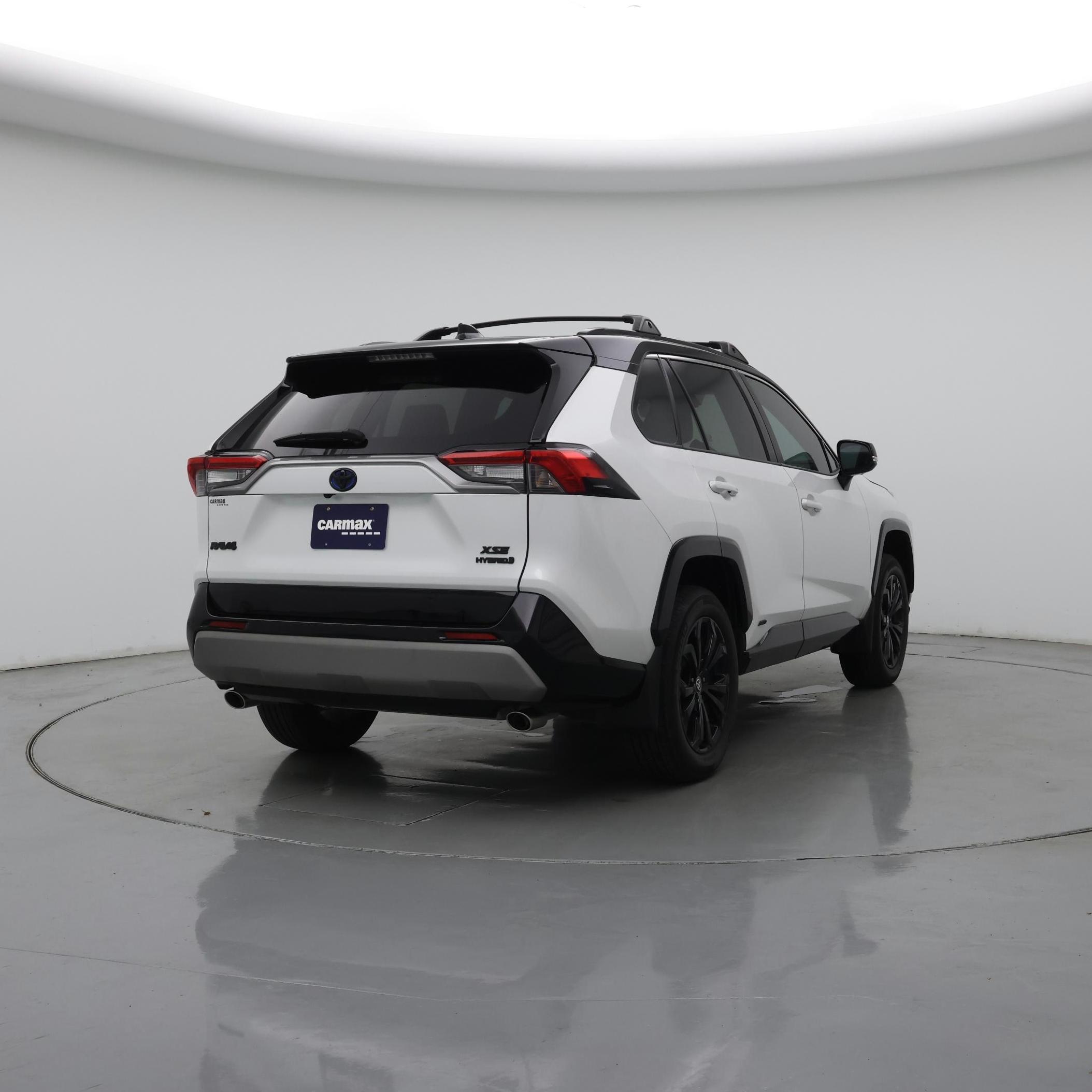 Thumbnail: 2023 Toyota RAV4 - 8
