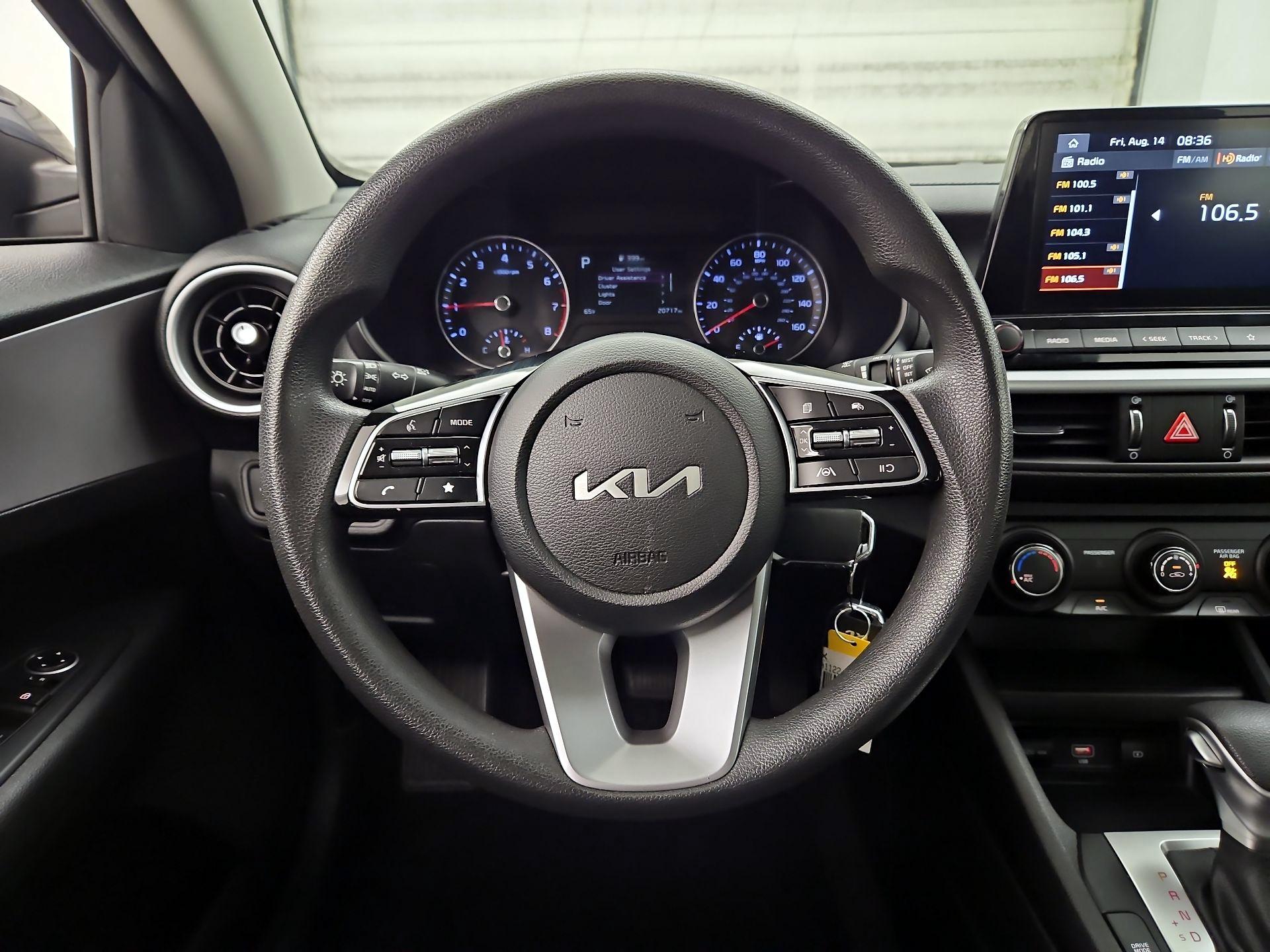 Thumbnail: 2024 Kia Forte - 10