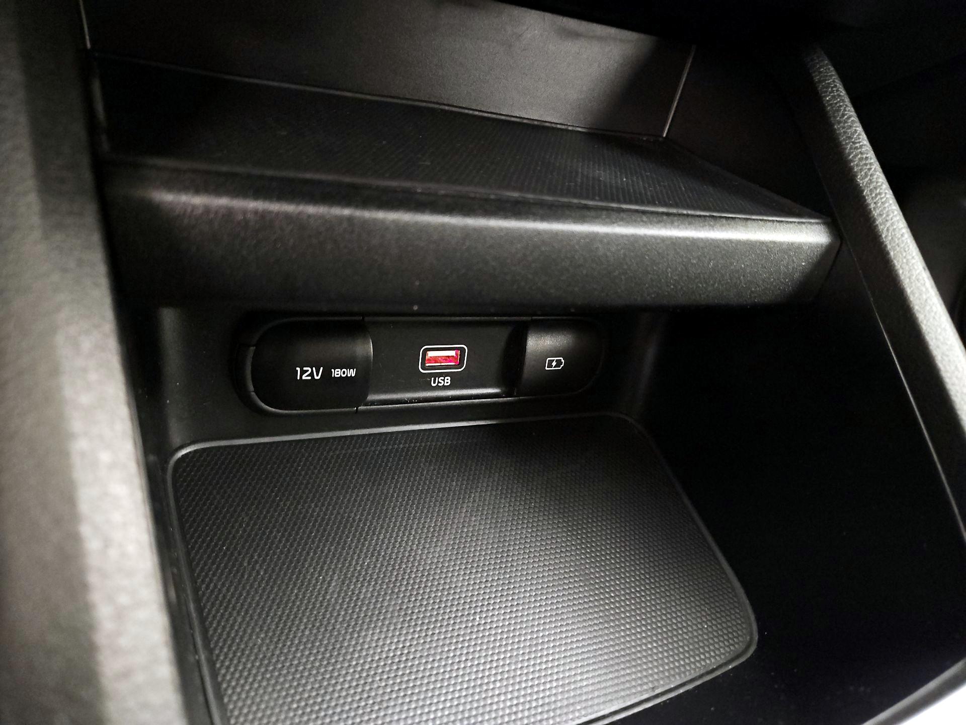 Thumbnail: 2024 Kia Forte - 18