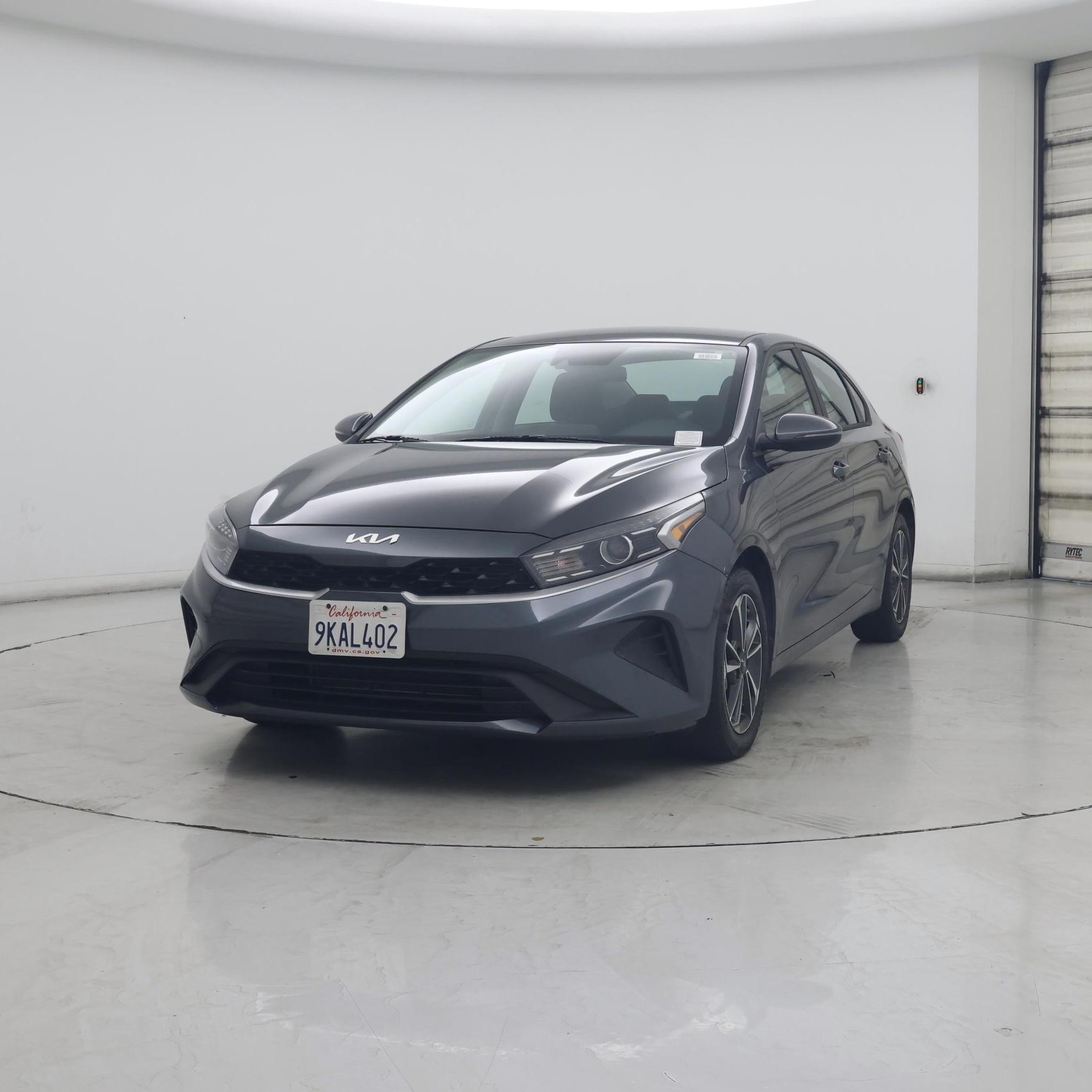 Thumbnail: 2024 Kia Forte - 4