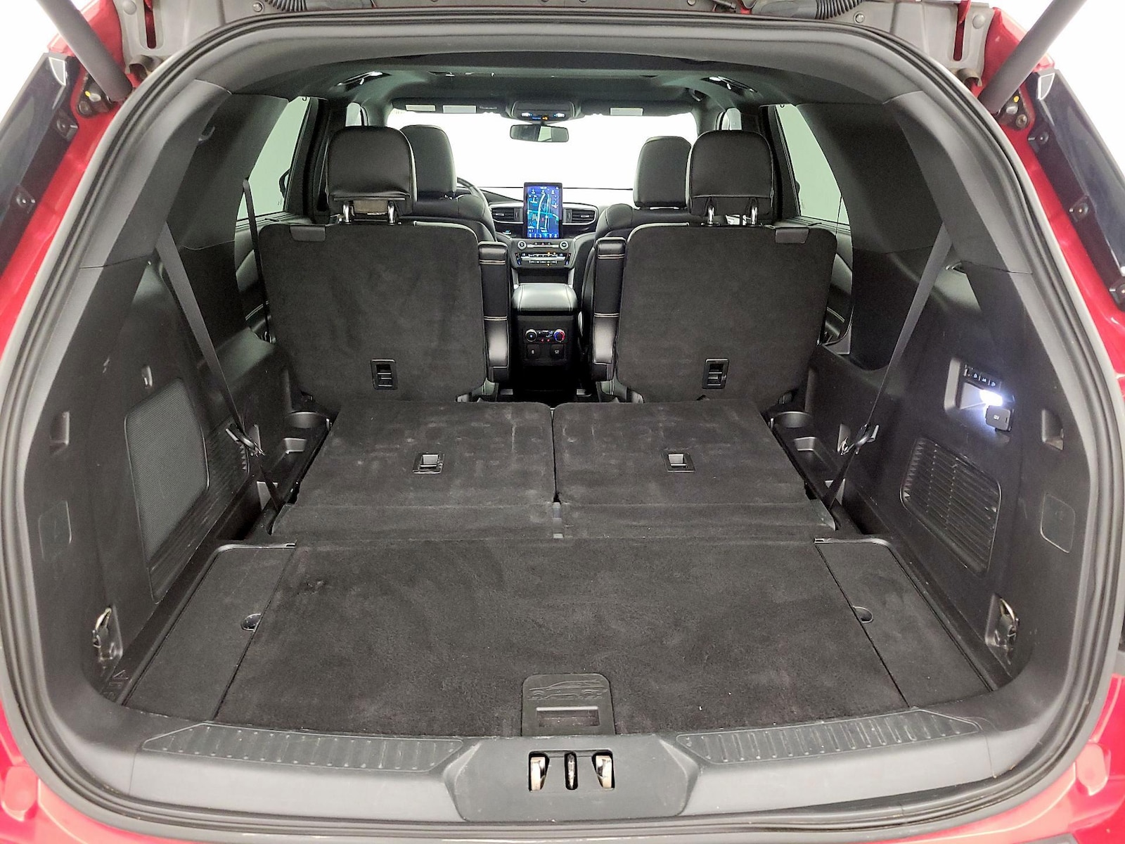 2020 Ford Explorer ST - Photo 25