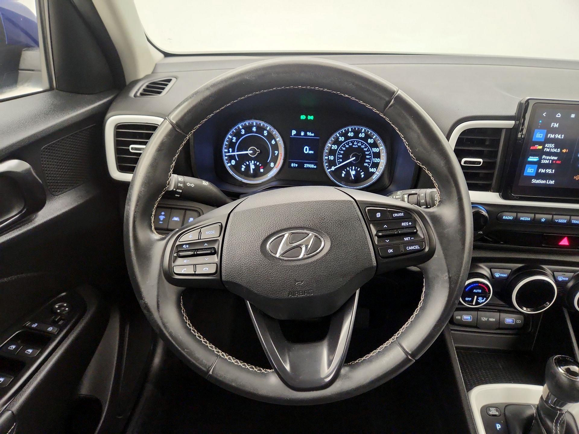 Thumbnail: 2022 Hyundai Venue - 10