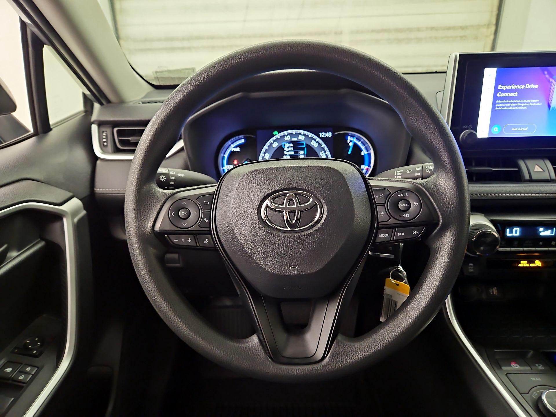 Thumbnail: 2023 Toyota RAV4 - 10