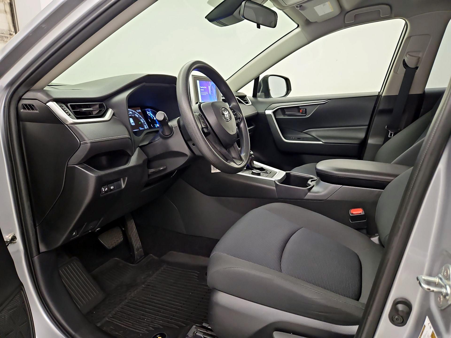 Thumbnail: 2023 Toyota RAV4 - 11