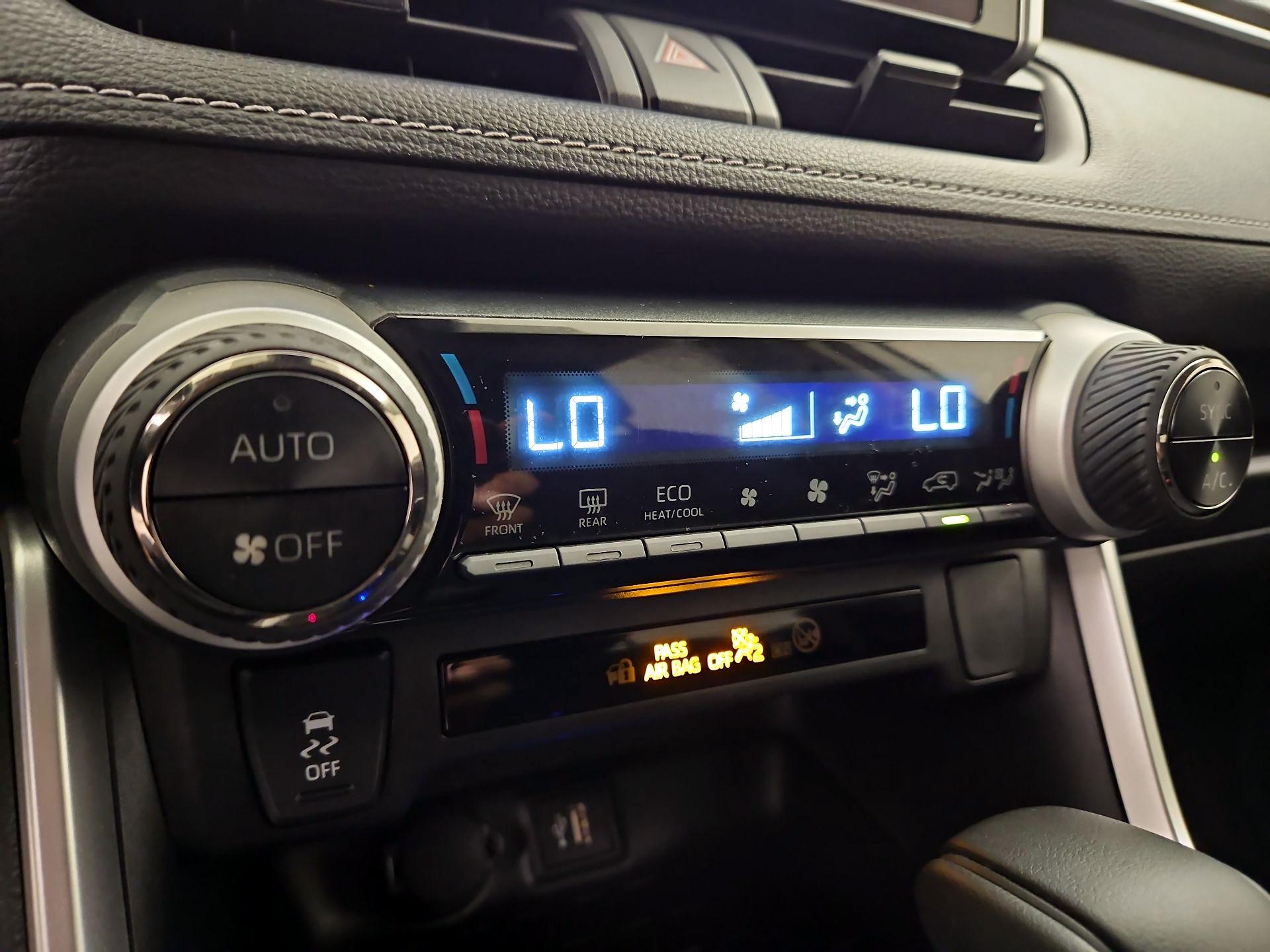 Thumbnail: 2023 Toyota RAV4 - 16