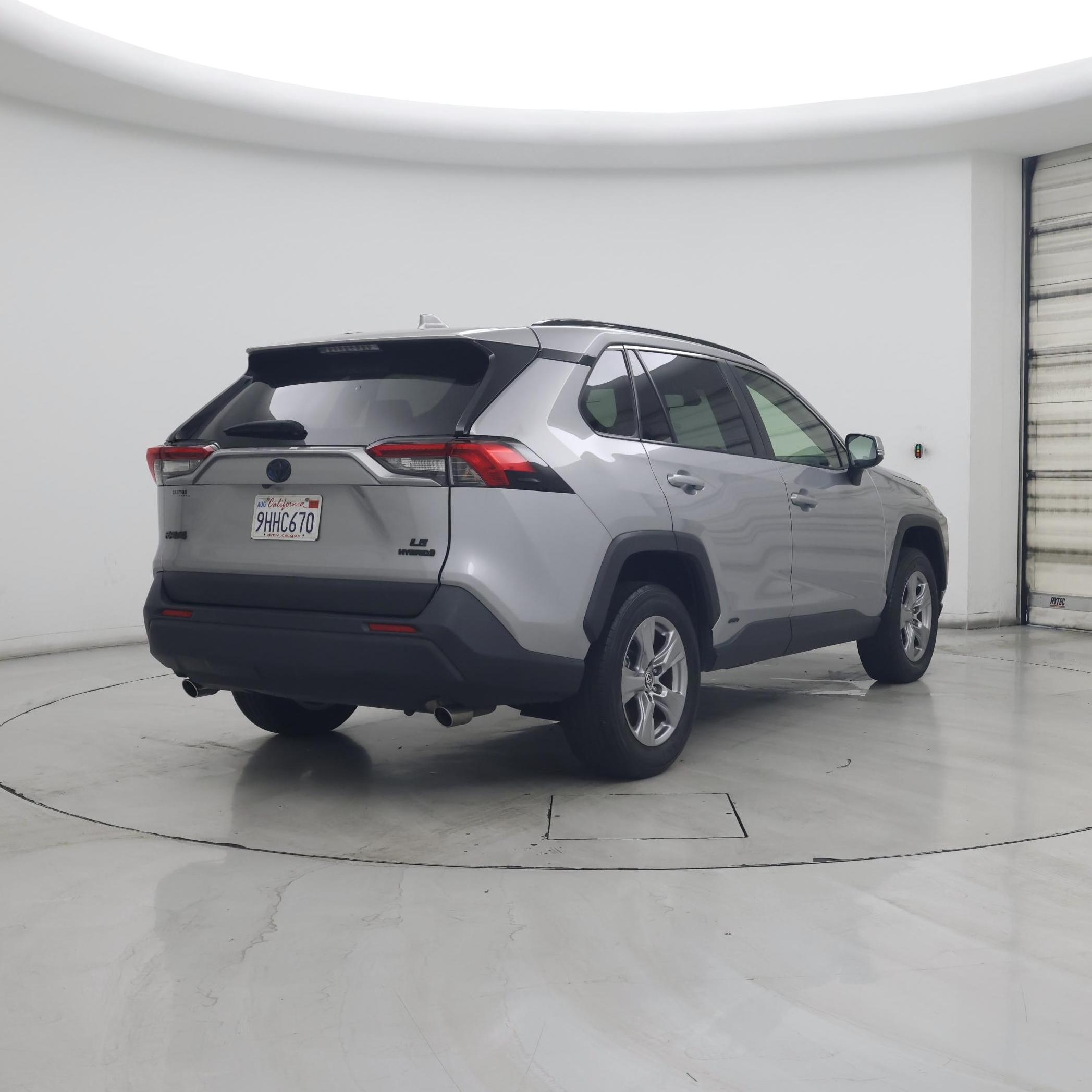 Thumbnail: 2023 Toyota RAV4 - 8