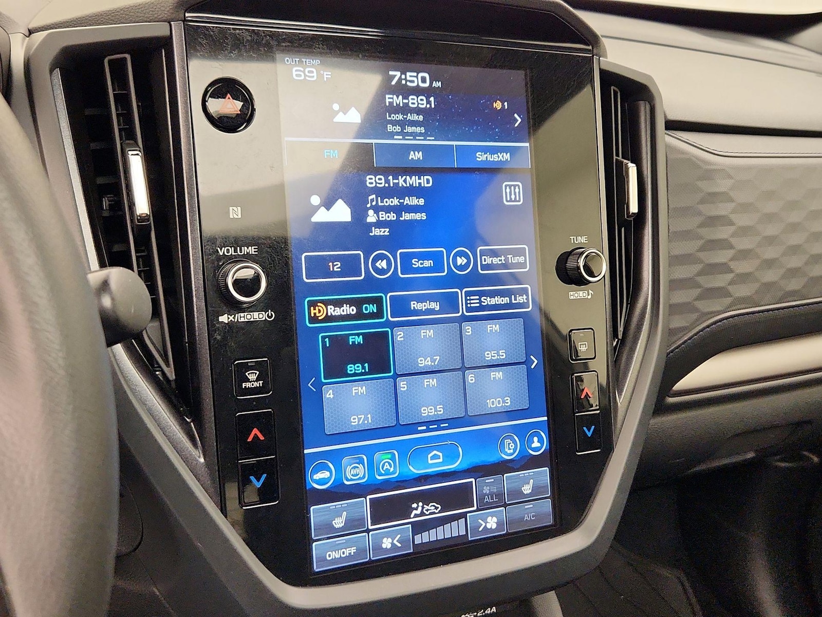 2025 Subaru Forester Premium - Photo 16
