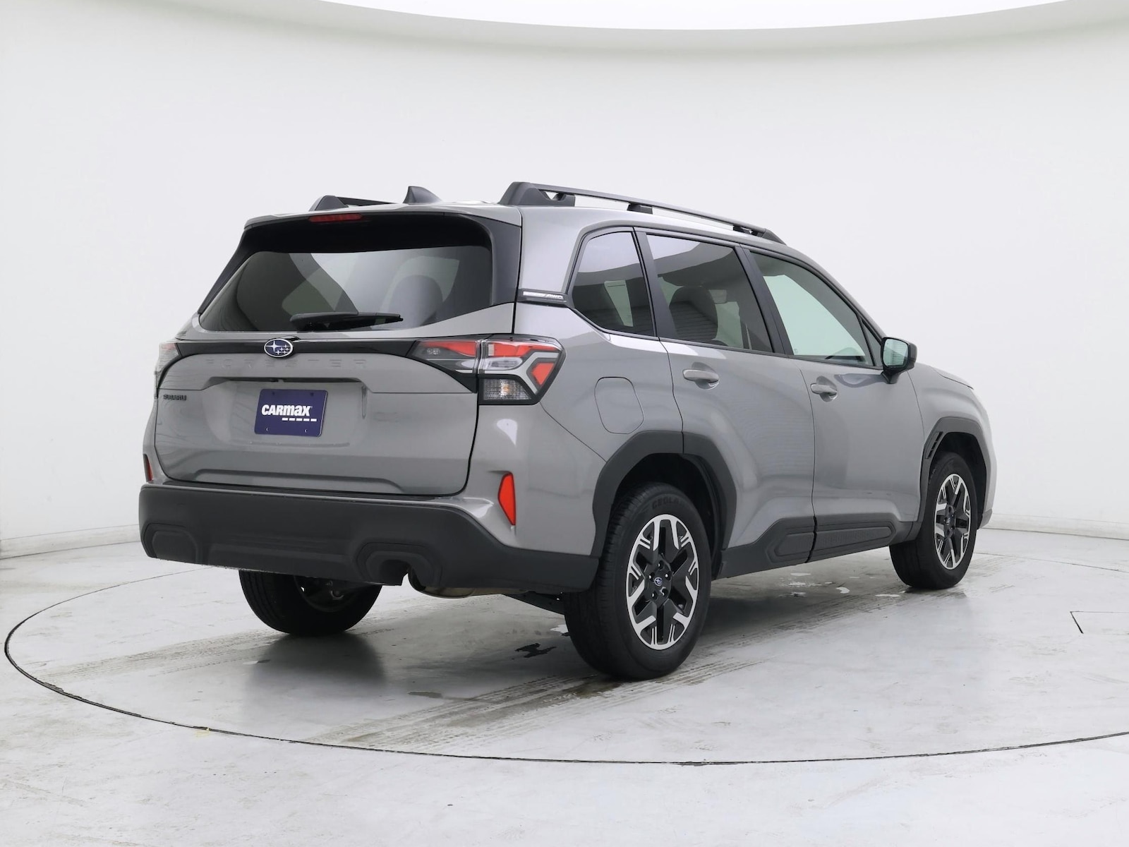 2025 Subaru Forester Premium - Photo 9