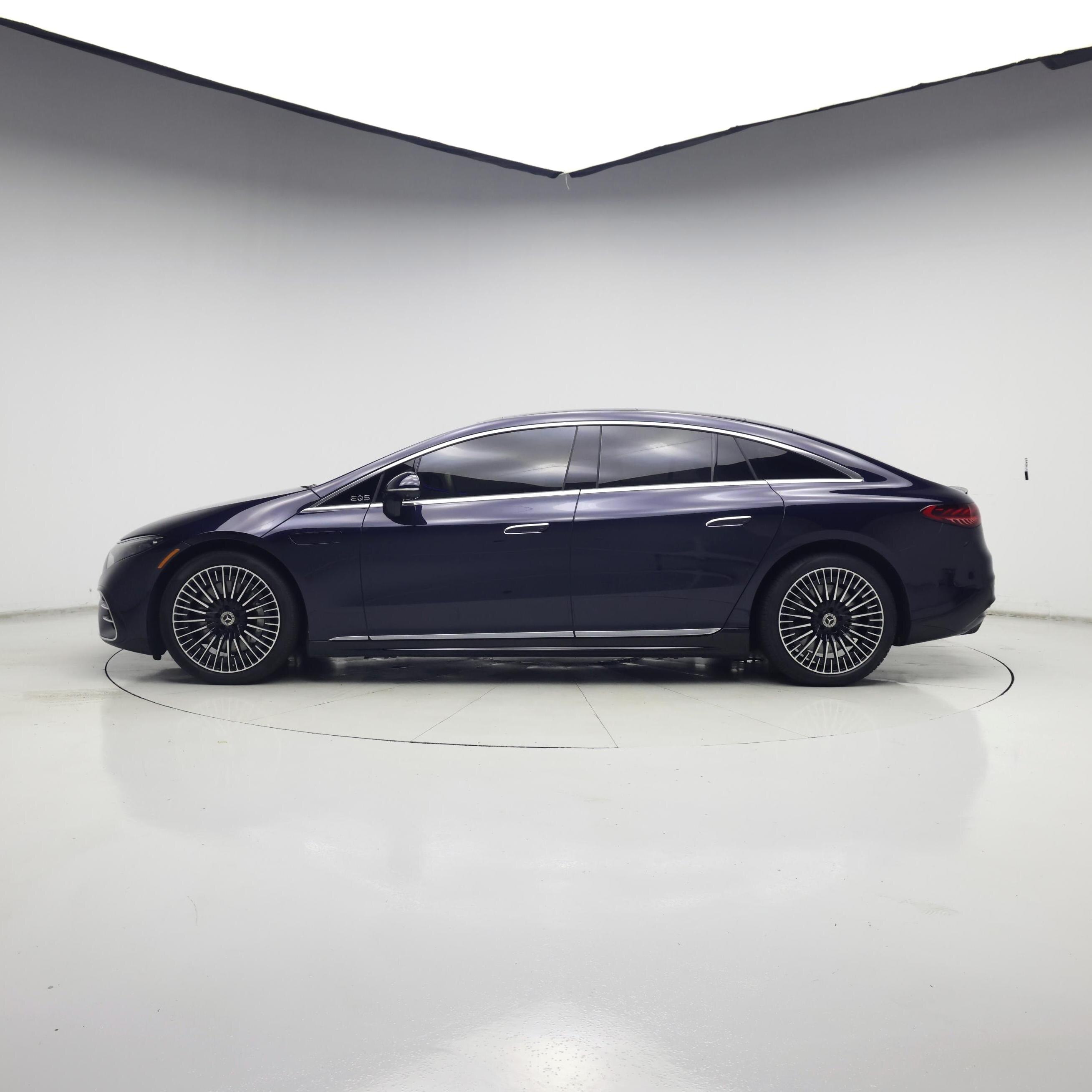 Thumbnail: 2023 Mercedes-Benz EQS - 3