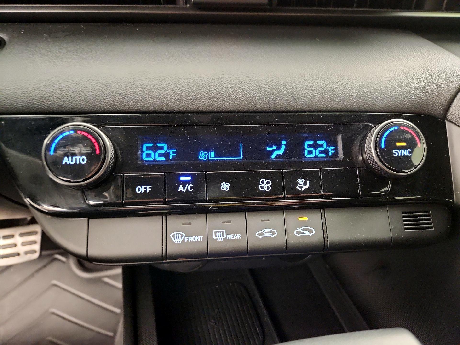 Thumbnail: 2025 Hyundai Elantra - 16